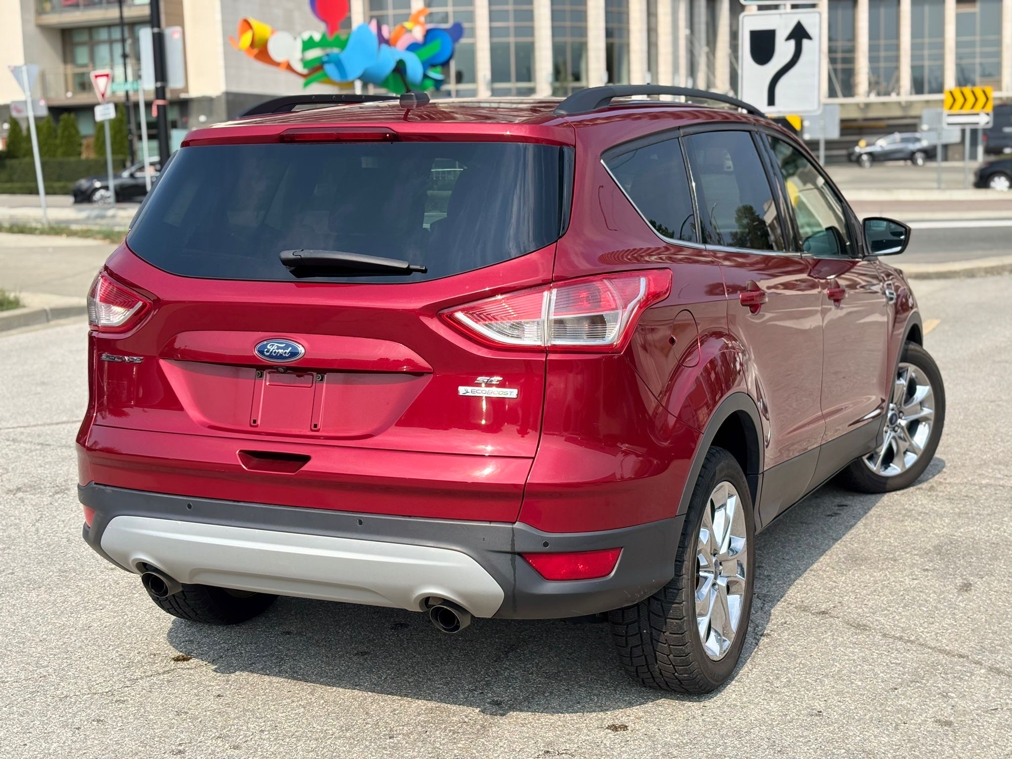 /canwestautoinc/2014-Ford-Escape-9456291888101793.jpg