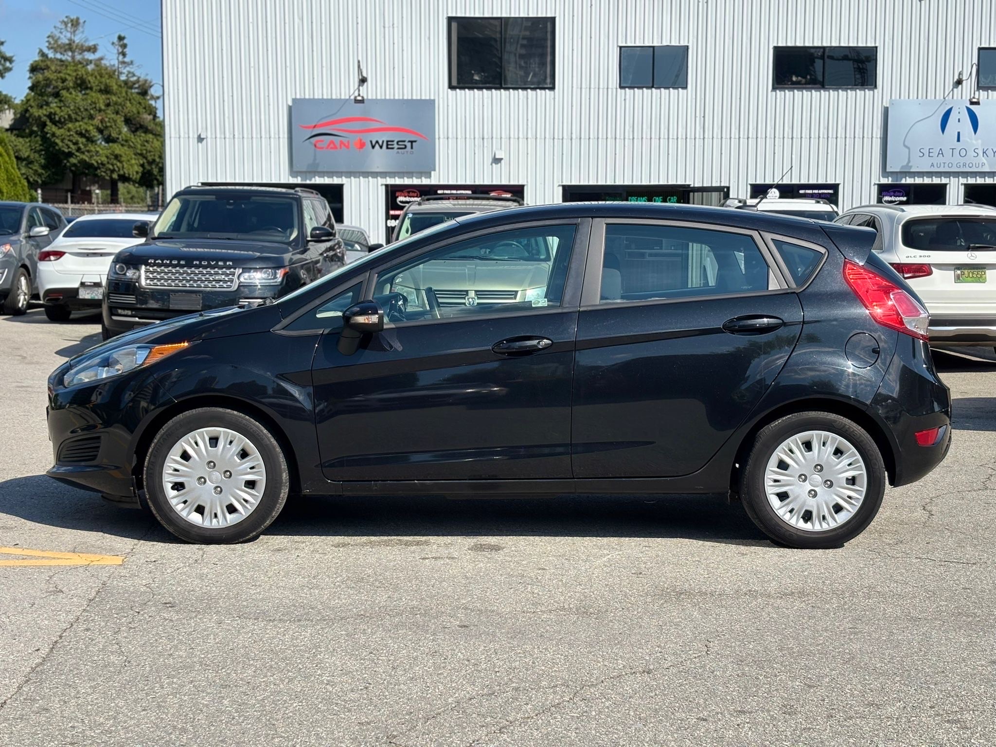 /canwestautoinc/2014-Ford-Fiesta-2984639108635525.jpg