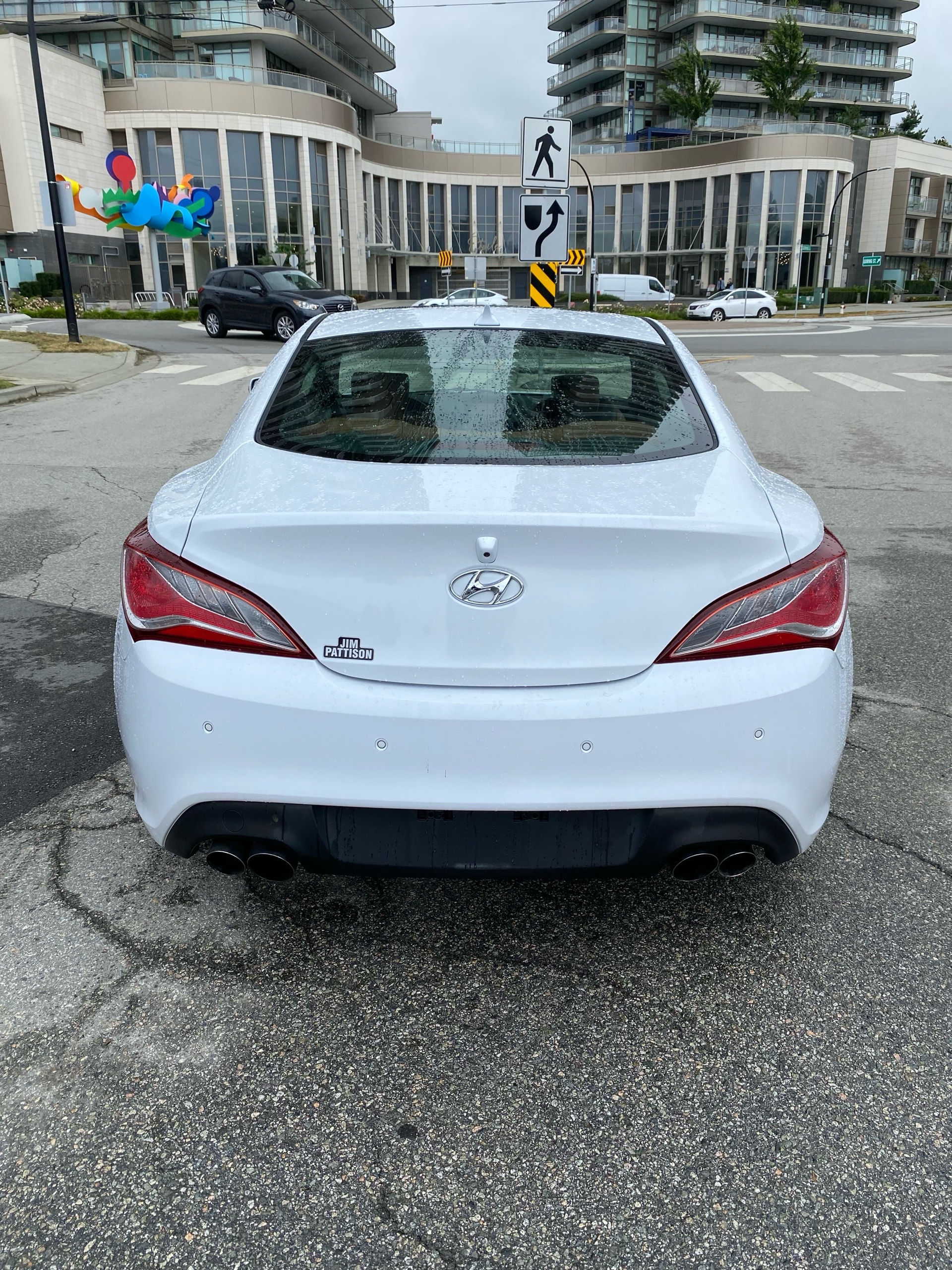 /canwestautoinc/2014-Hyundai-Genesis-47392610232674826.jpg