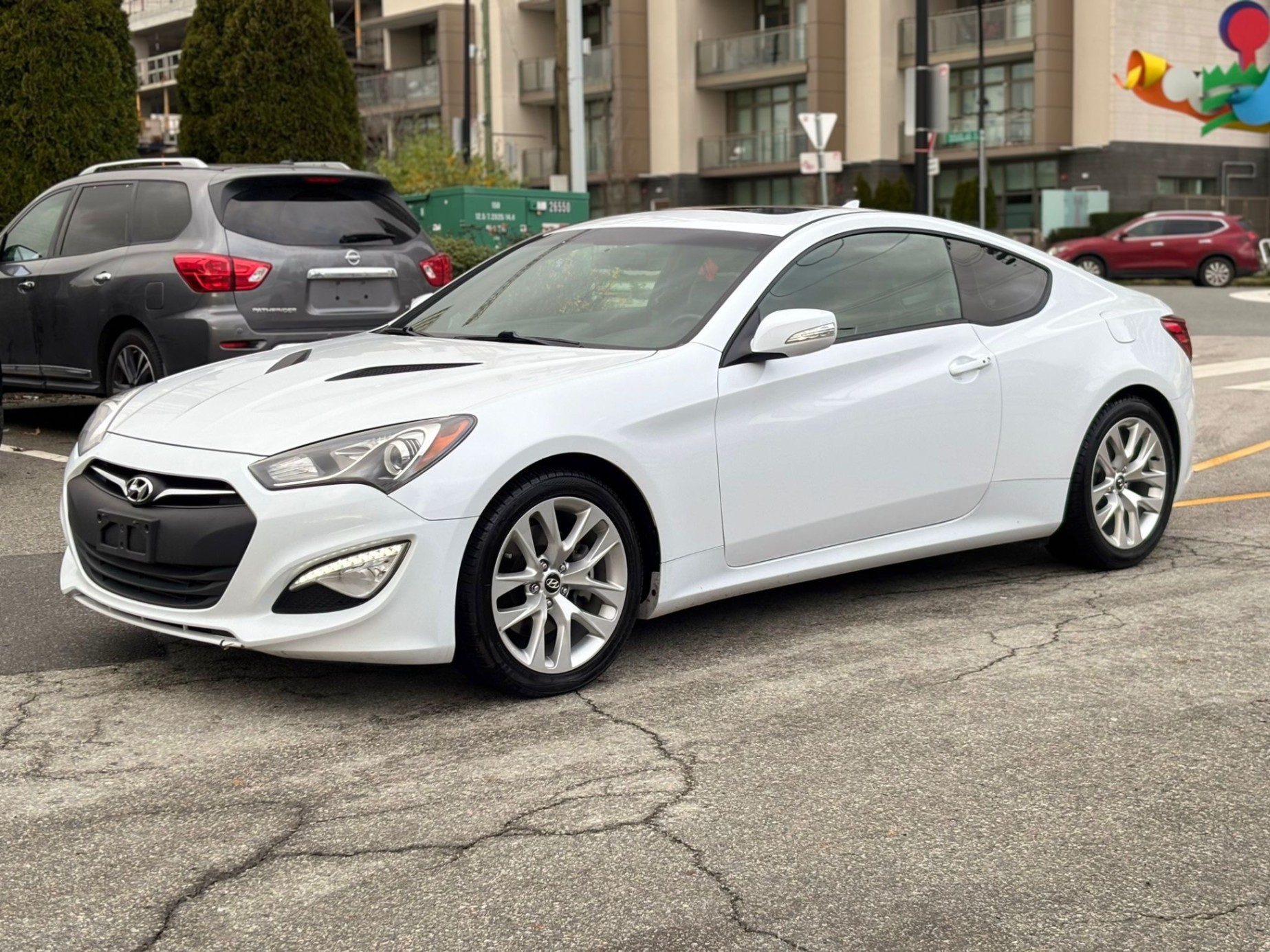 /canwestautoinc/2014-Hyundai-Genesis-7095991095485195.jpg