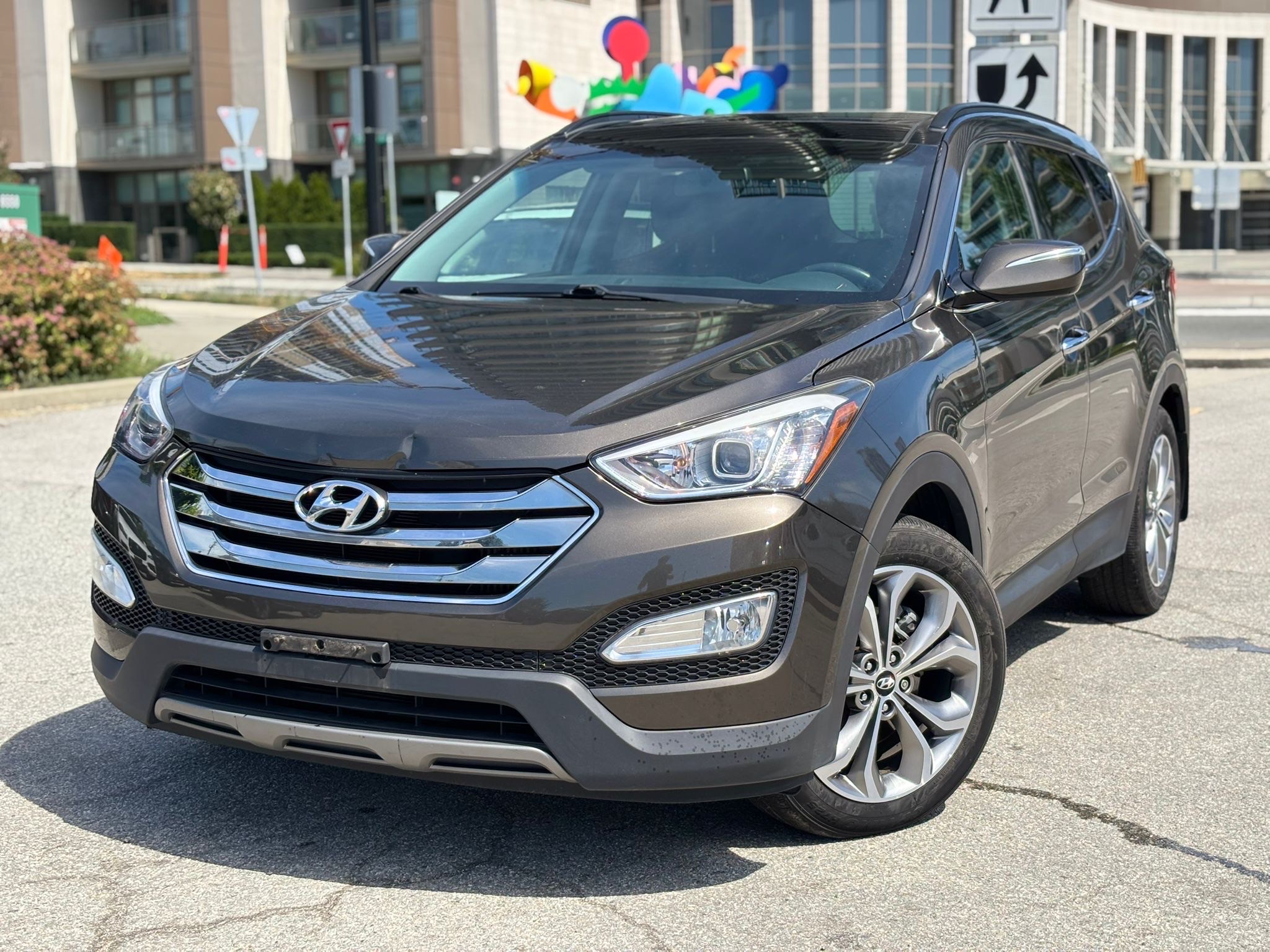 /canwestautoinc/2014-Hyundai-SantaFe-10669965116918245.jpg