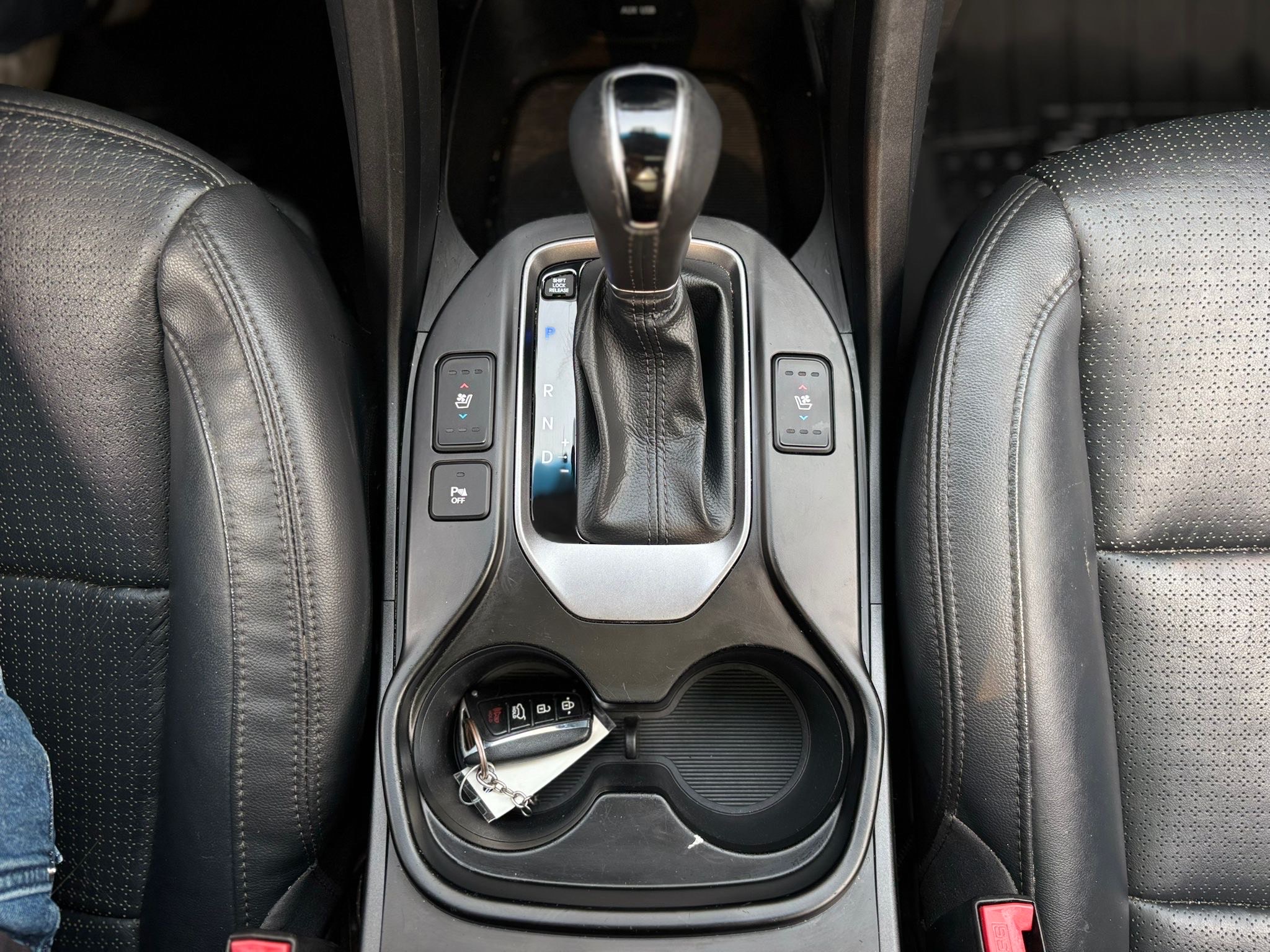 /canwestautoinc/2014-Hyundai-SantaFe-36717623872349603.jpg