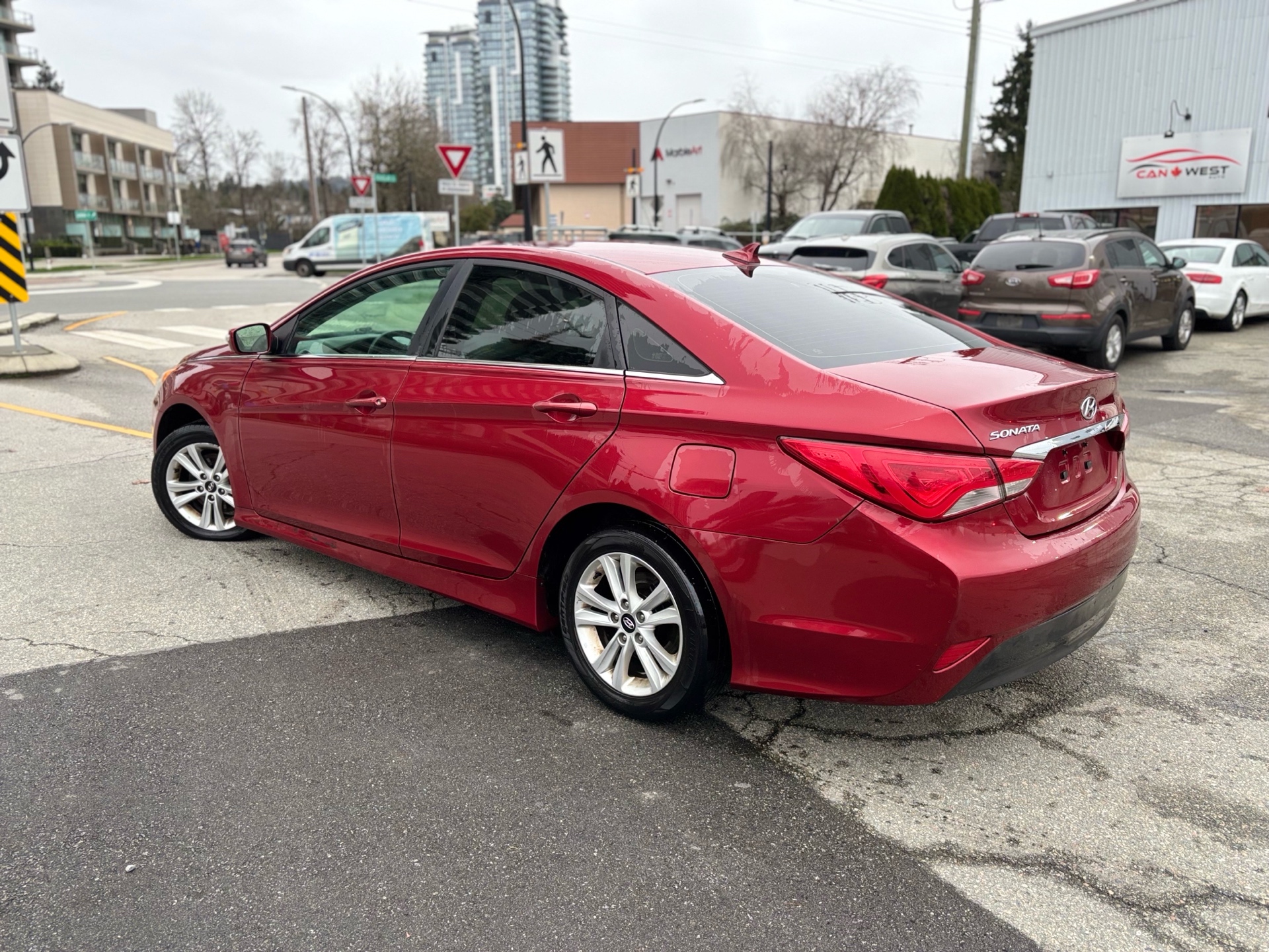 /canwestautoinc/2014-Hyundai-Sonata-5092489436106213.jpg