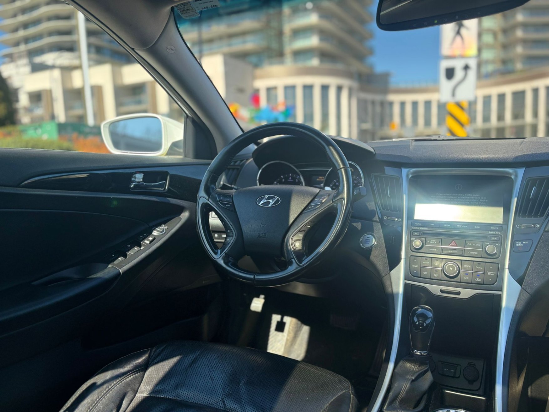 /canwestautoinc/2014-Hyundai-Sonata-6810687236648425.jpg