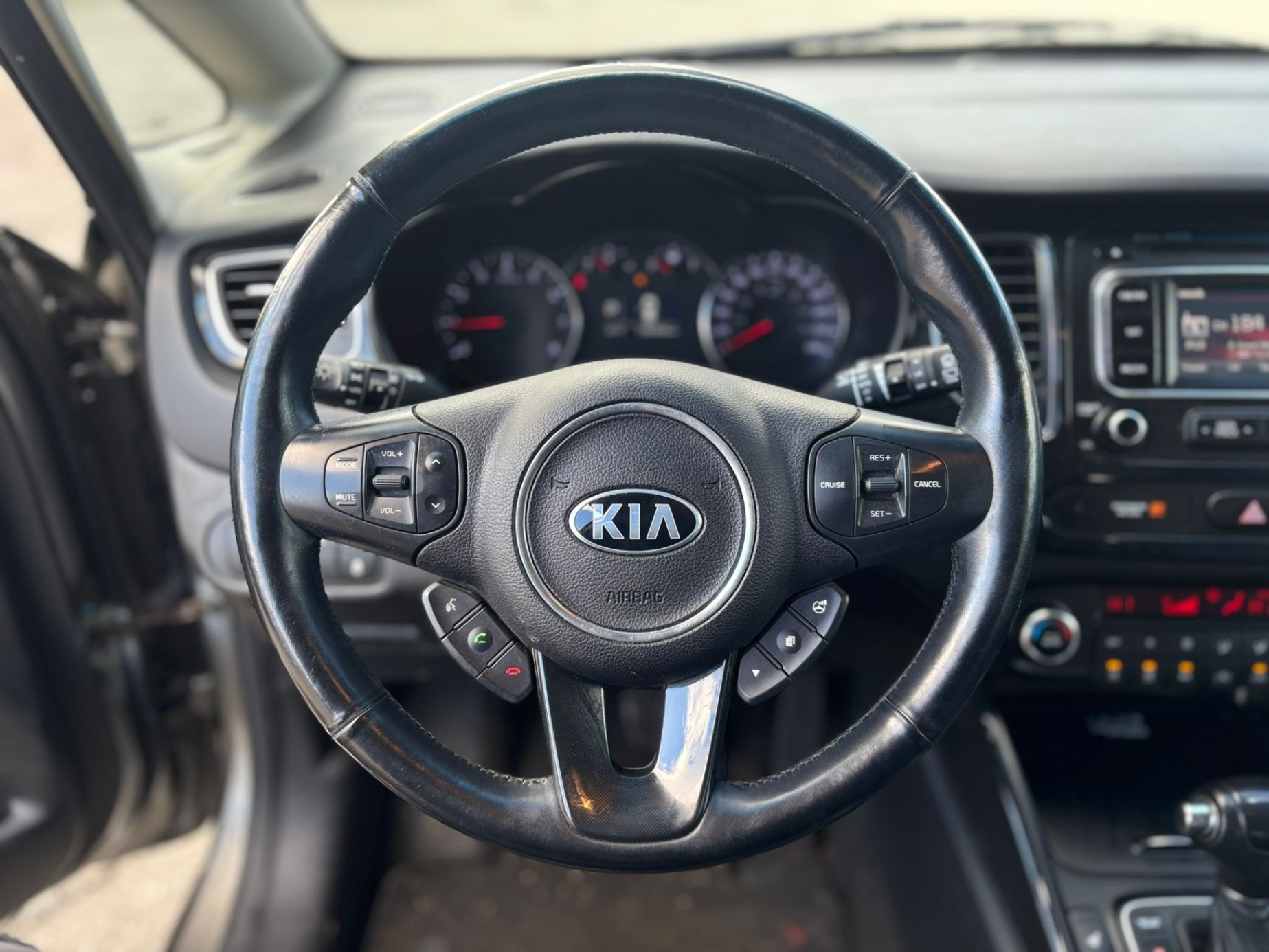 /canwestautoinc/2014-Kia-Rondo-7529162556682358.jpg