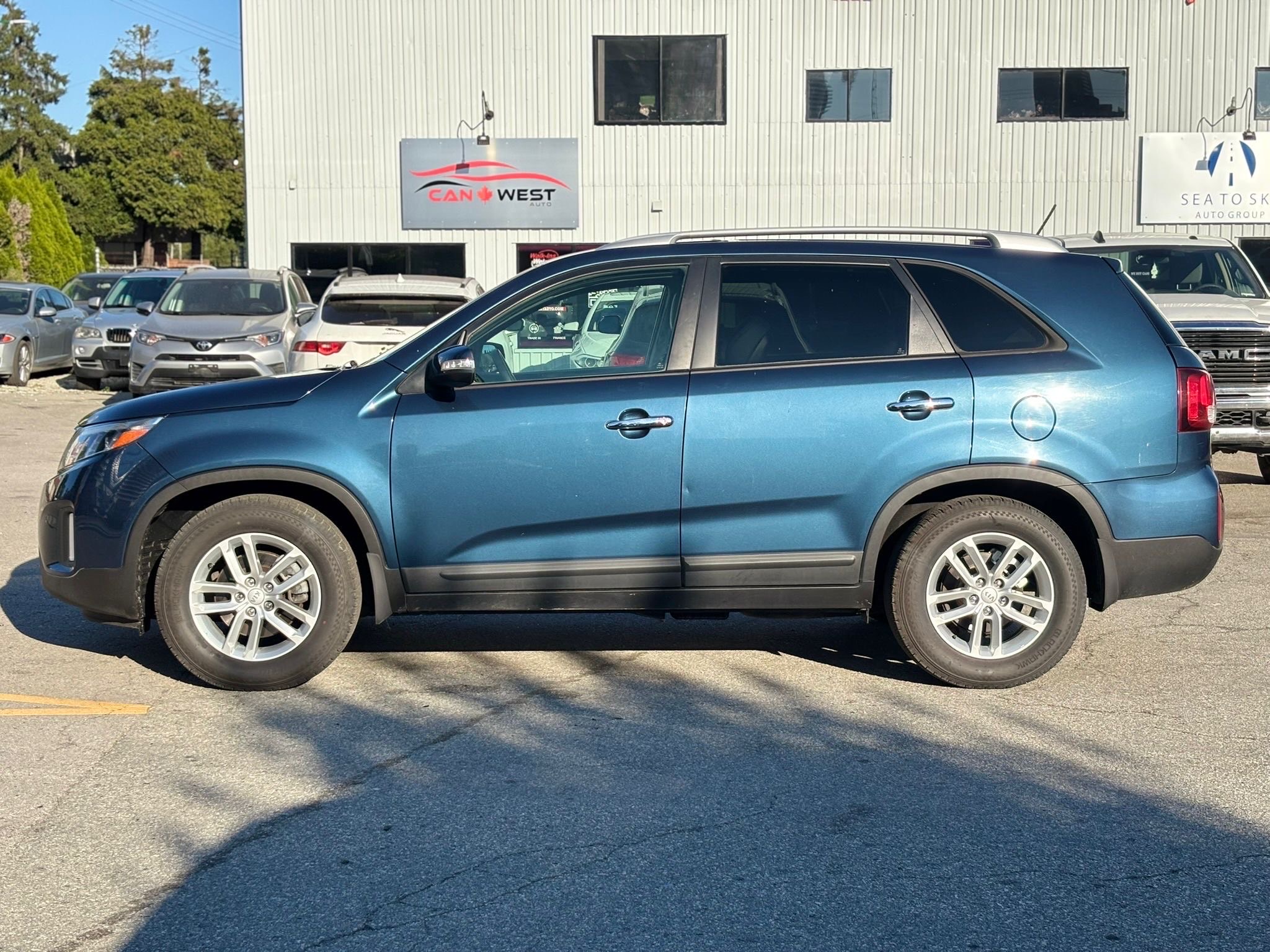 /canwestautoinc/2014-Kia-Sorento-10108890456864872.jpg