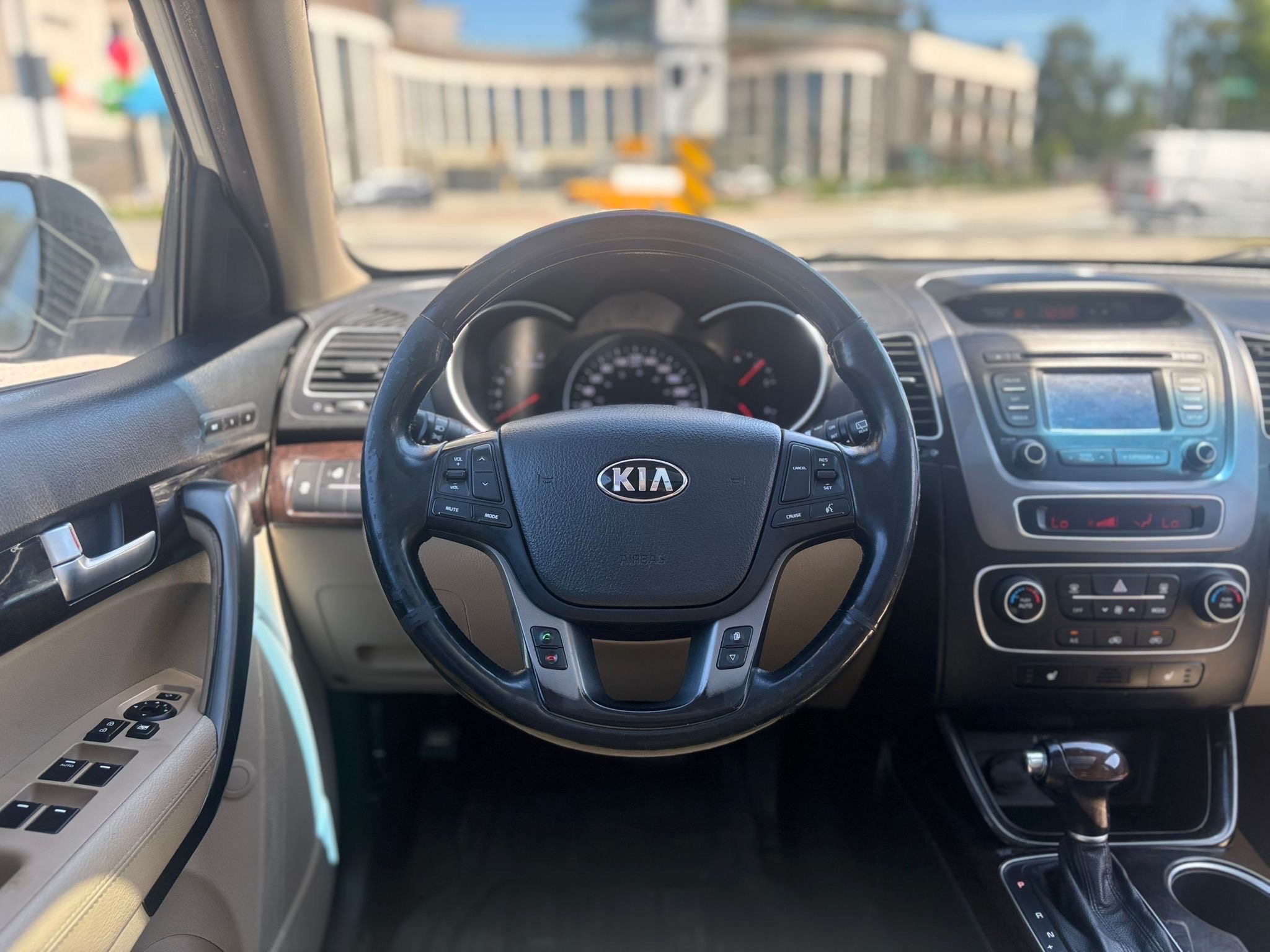 /canwestautoinc/2014-Kia-Sorento-31066419636924714.jpg