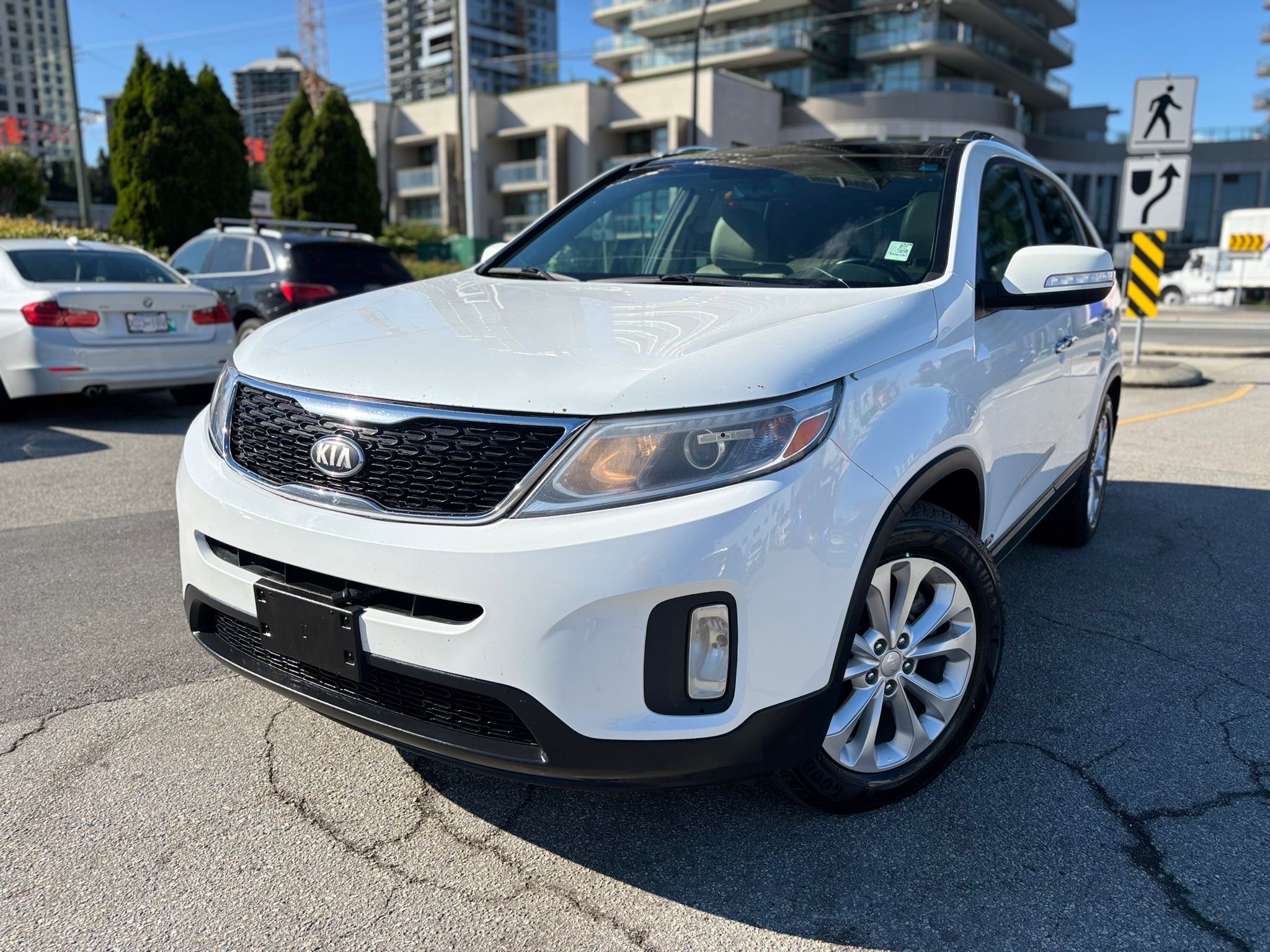 /canwestautoinc/2014-Kia-Sorento-6160096192328295.jpg