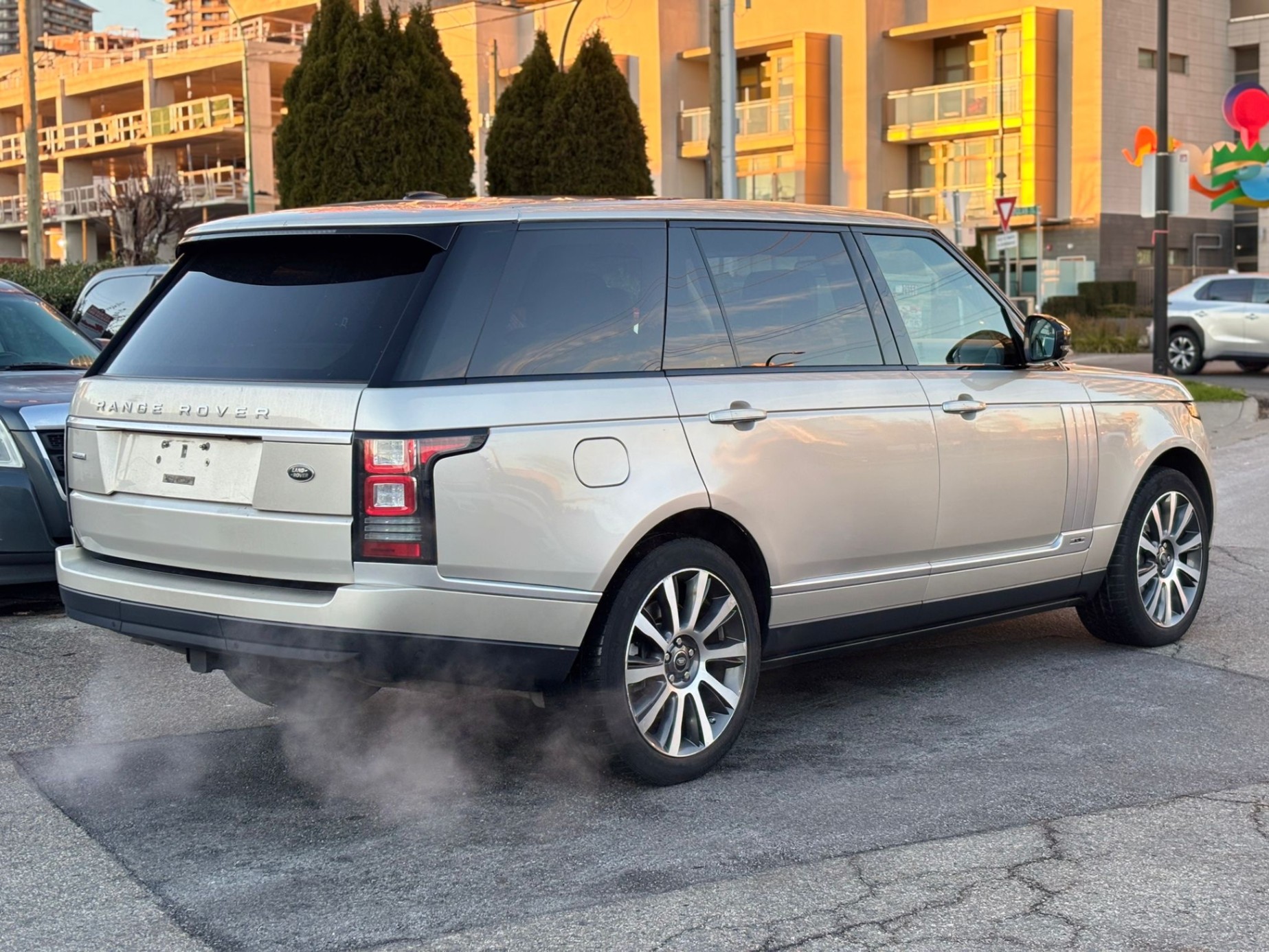 /canwestautoinc/2014-LandRover-RangeRover-9081371331093744.jpg