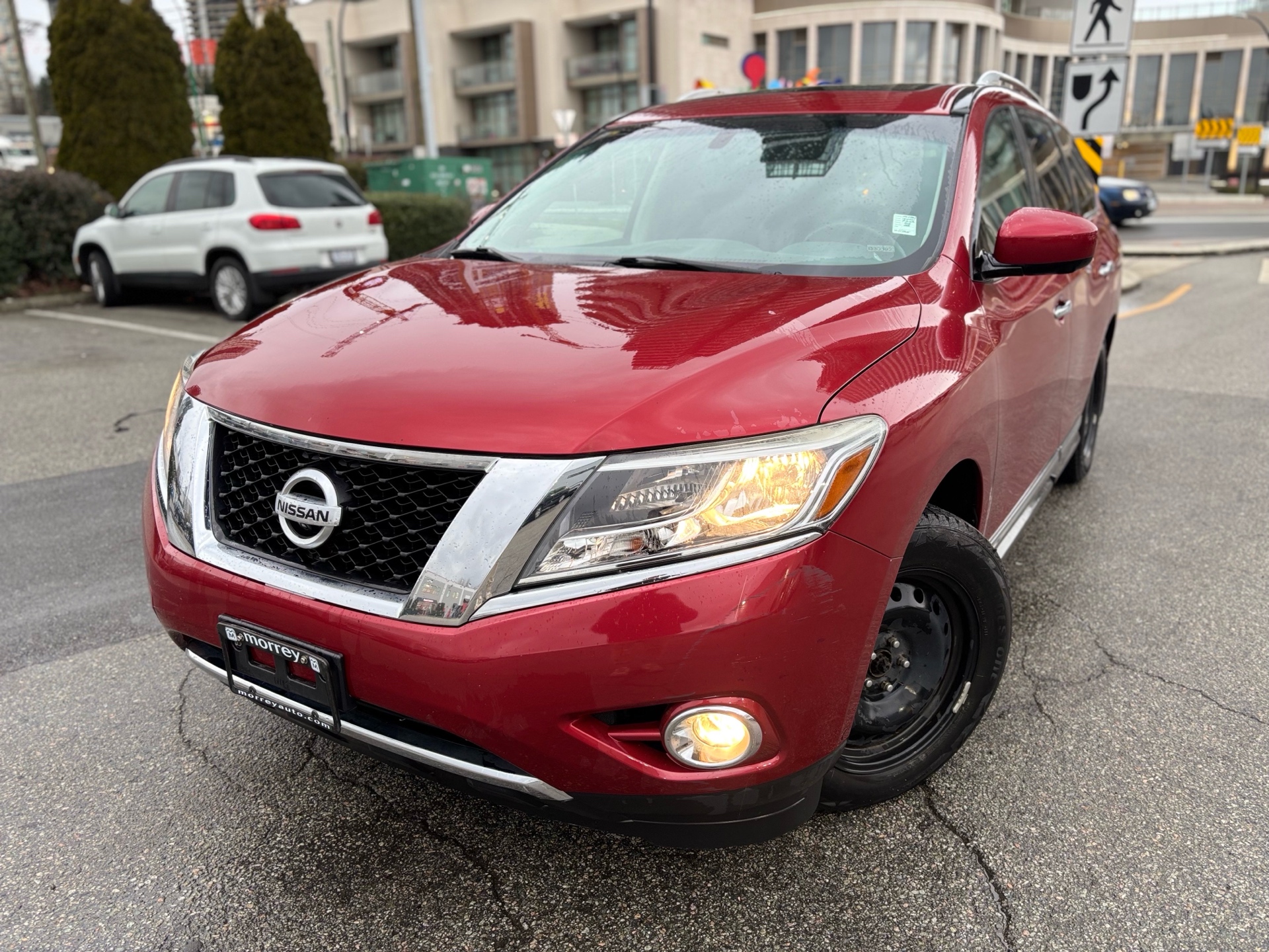 /canwestautoinc/2014-Nissan-Pathfinder-5891828228609663.jpg