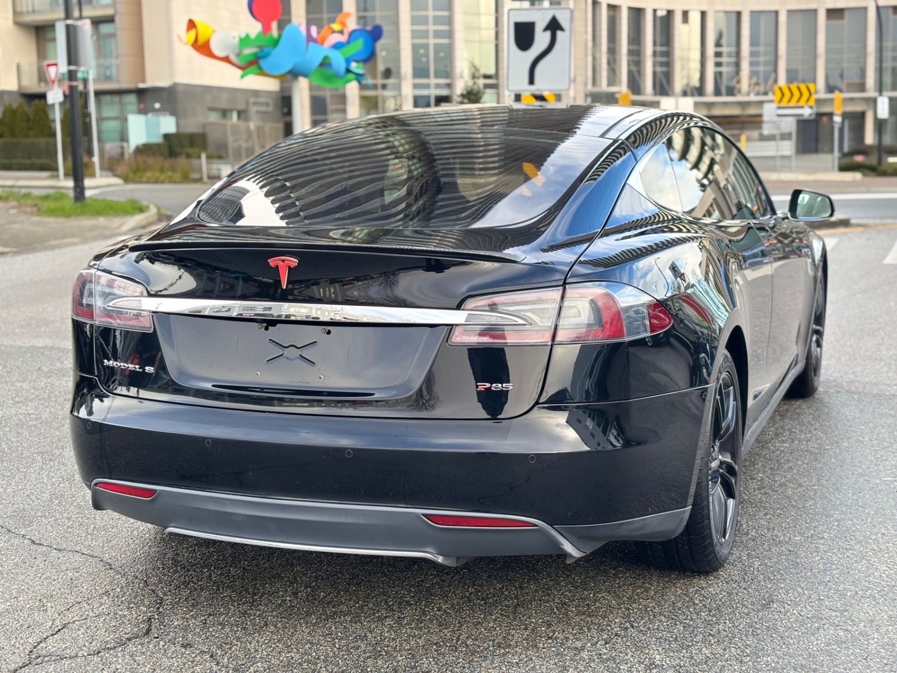/canwestautoinc/2014-Tesla-ModelS-9721356862441621.jpg