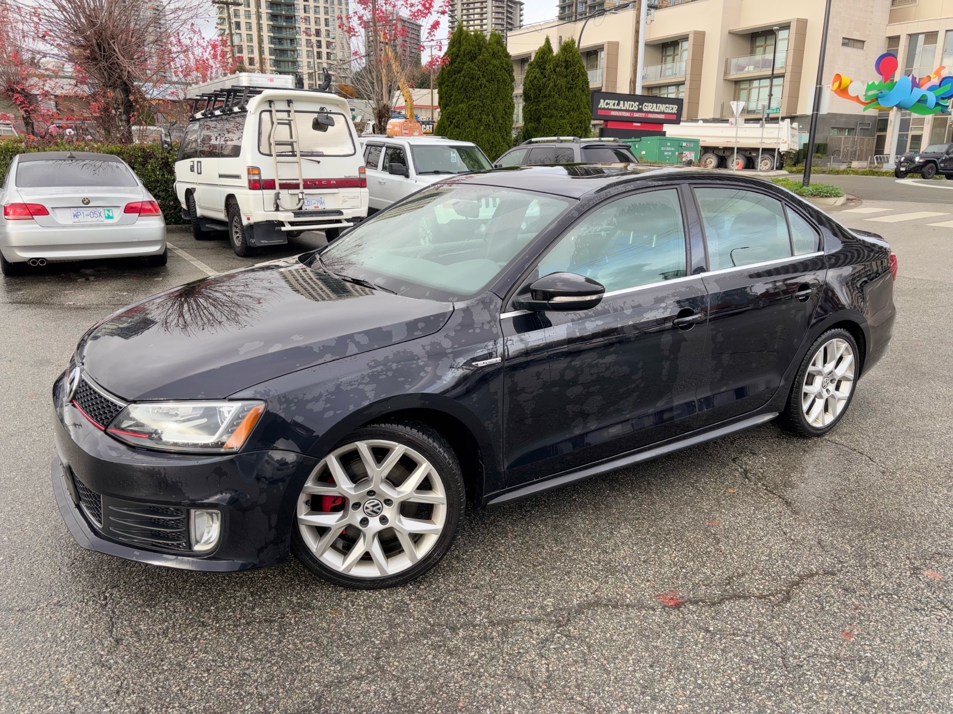/canwestautoinc/2014-Volkswagen-Jetta-011761338432628277.jpg