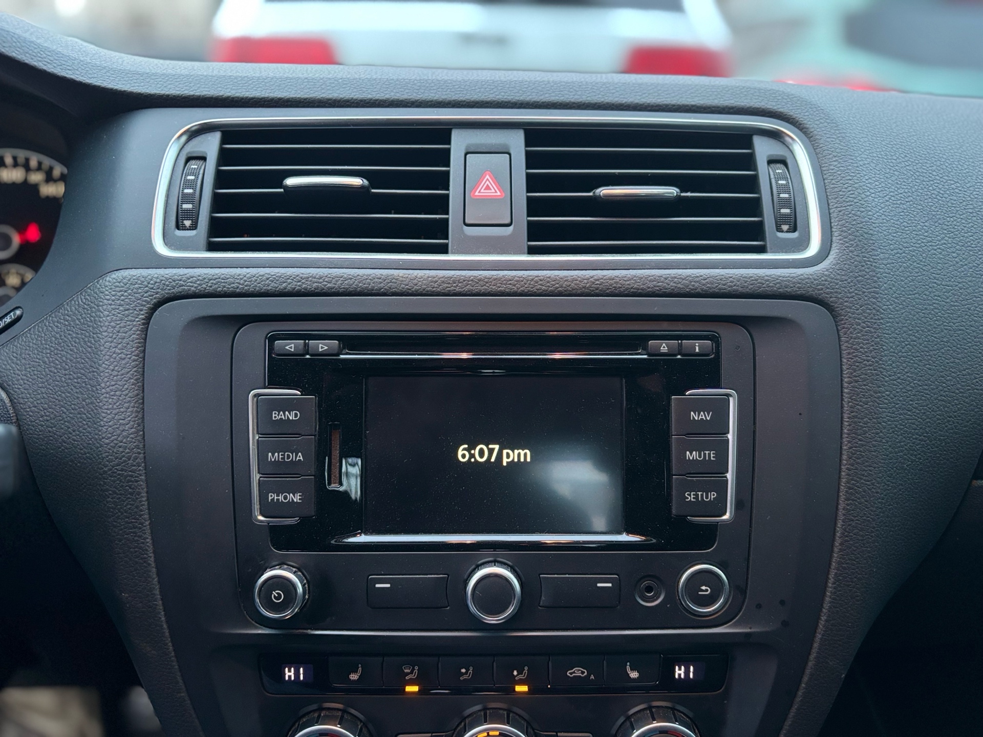 /canwestautoinc/2014-Volkswagen-Jetta-35558997961247263.jpg