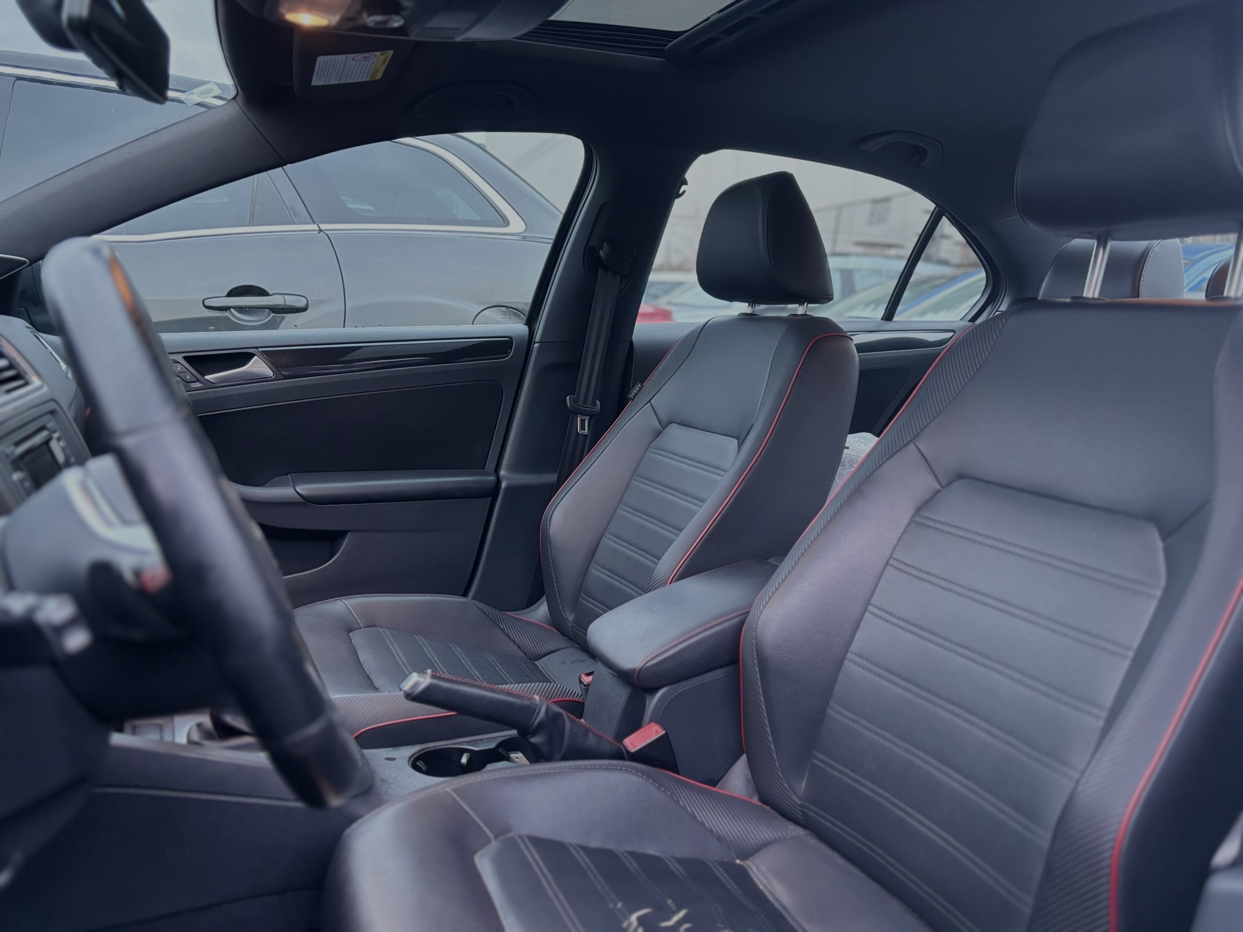 /canwestautoinc/2014-Volkswagen-Jetta-8135232154446044.jpg