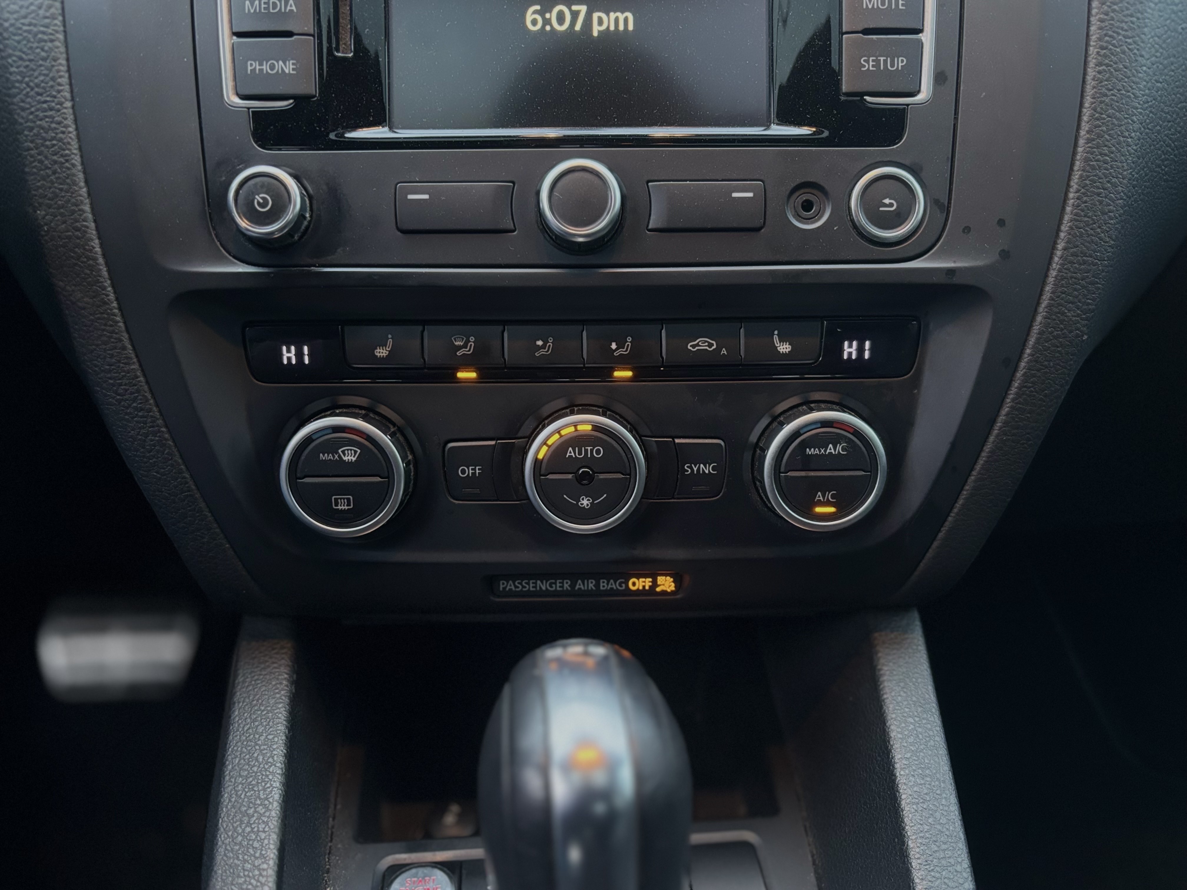 /canwestautoinc/2014-Volkswagen-Jetta-8170653844595537.jpg