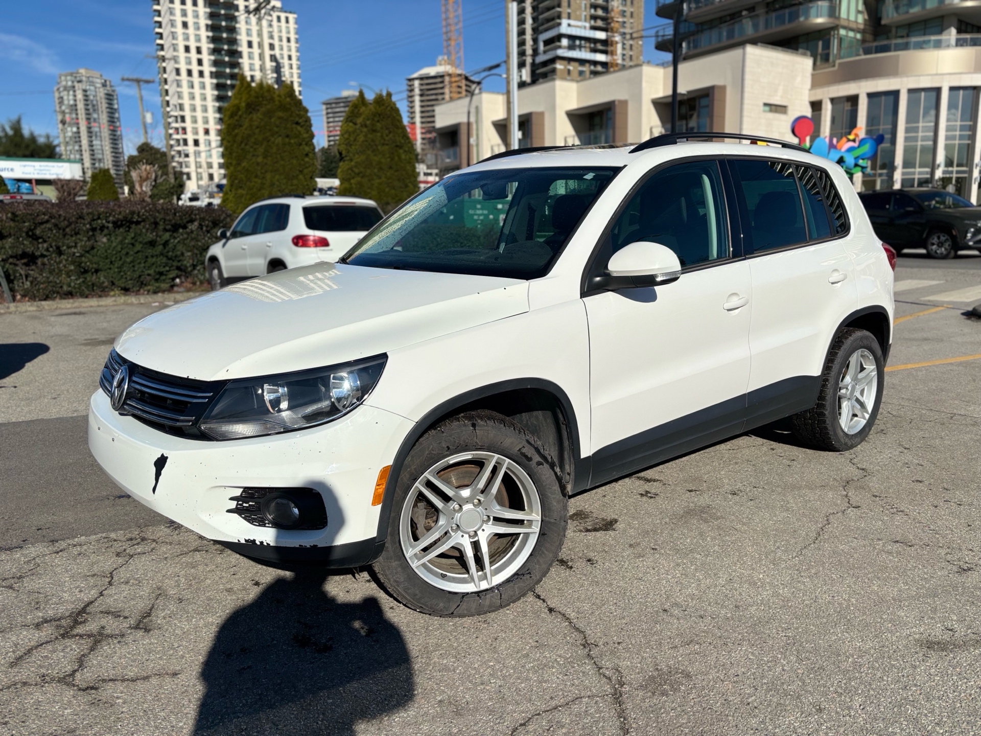 /canwestautoinc/2014-Volkswagen-Tiguan-07110724254123424.jpg