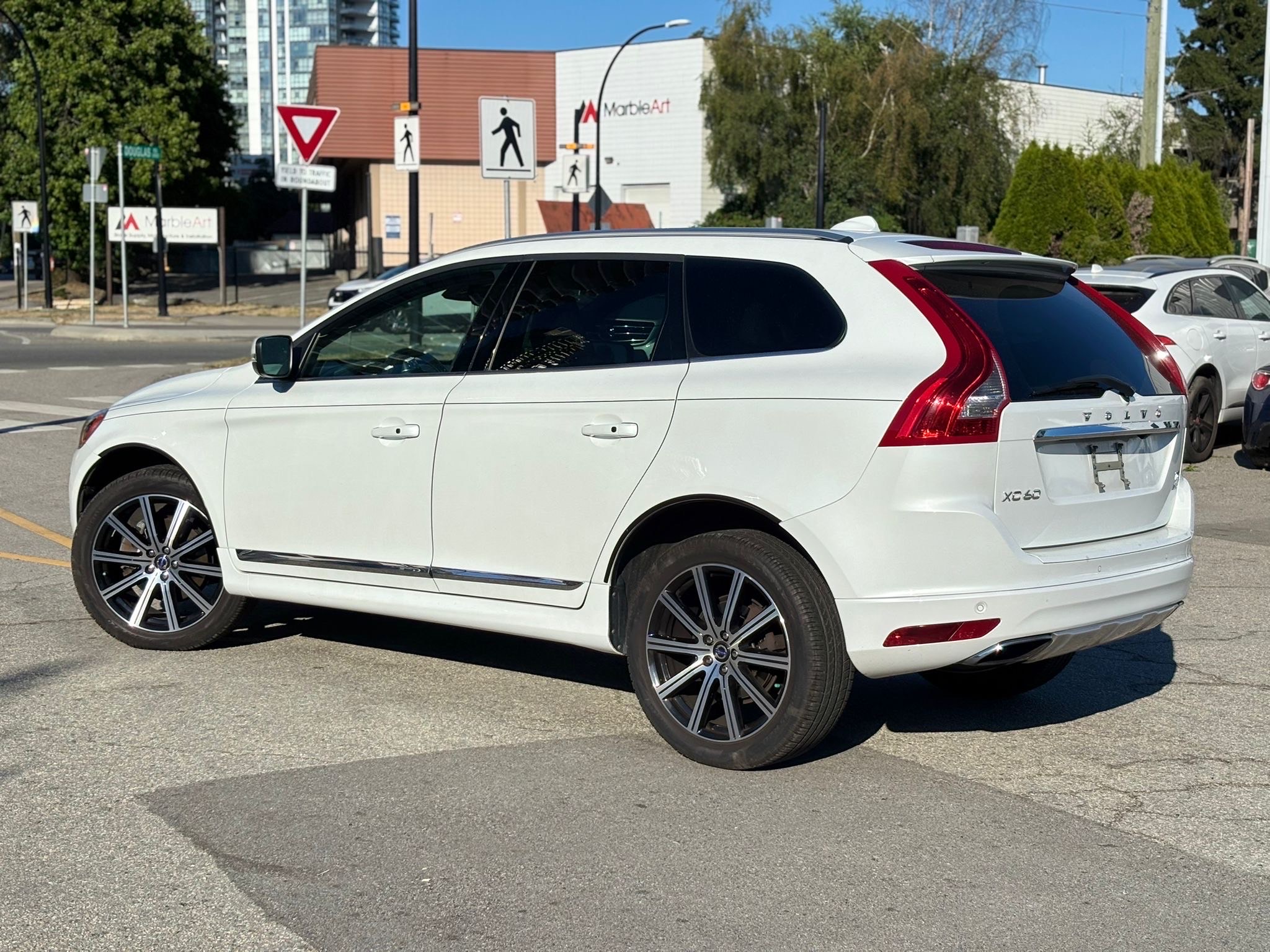 /canwestautoinc/2014-Volvo-XC60-7759570654738541.jpg