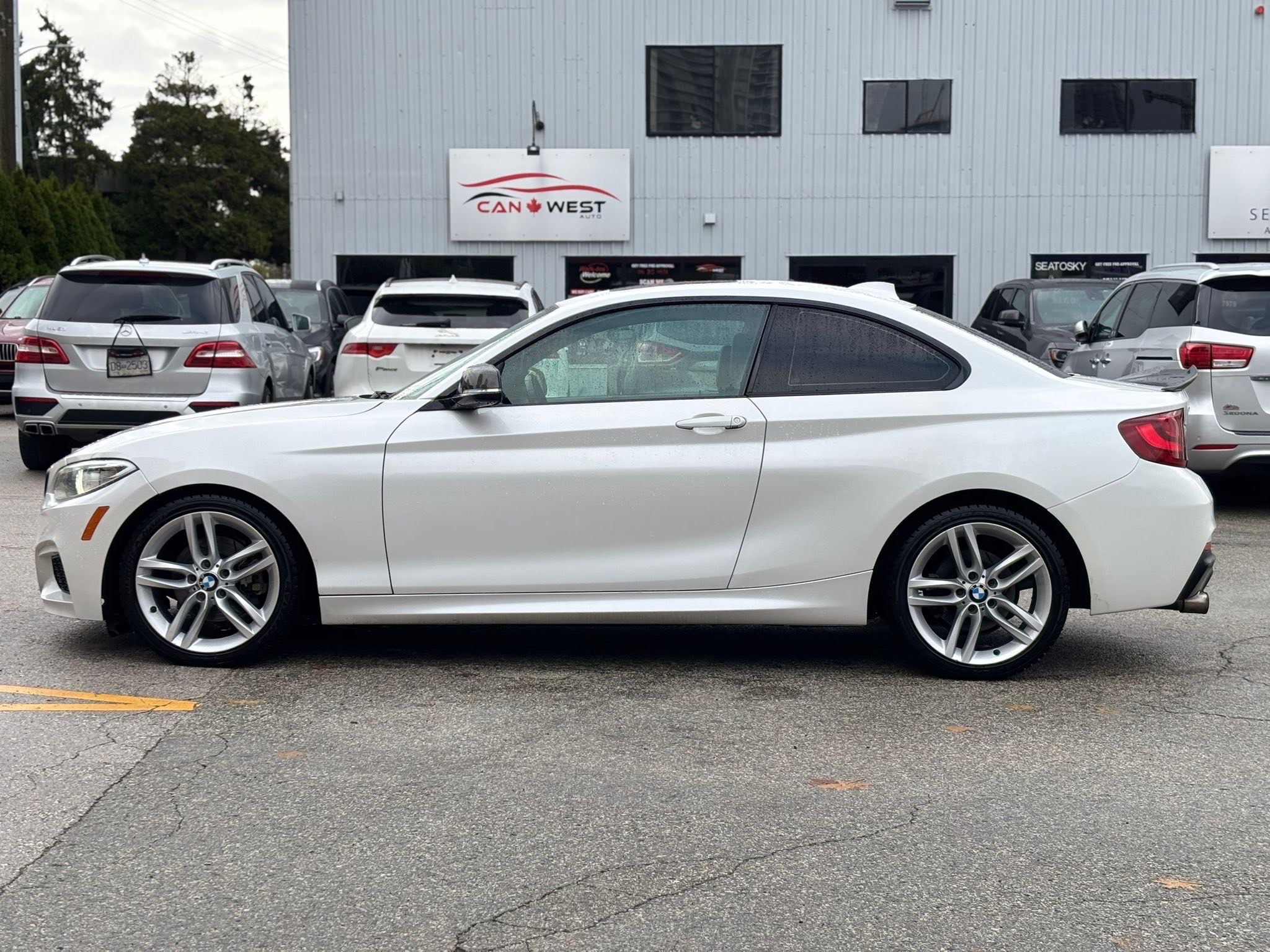 /canwestautoinc/2015-BMW-2Series-3811879191395131.jpg