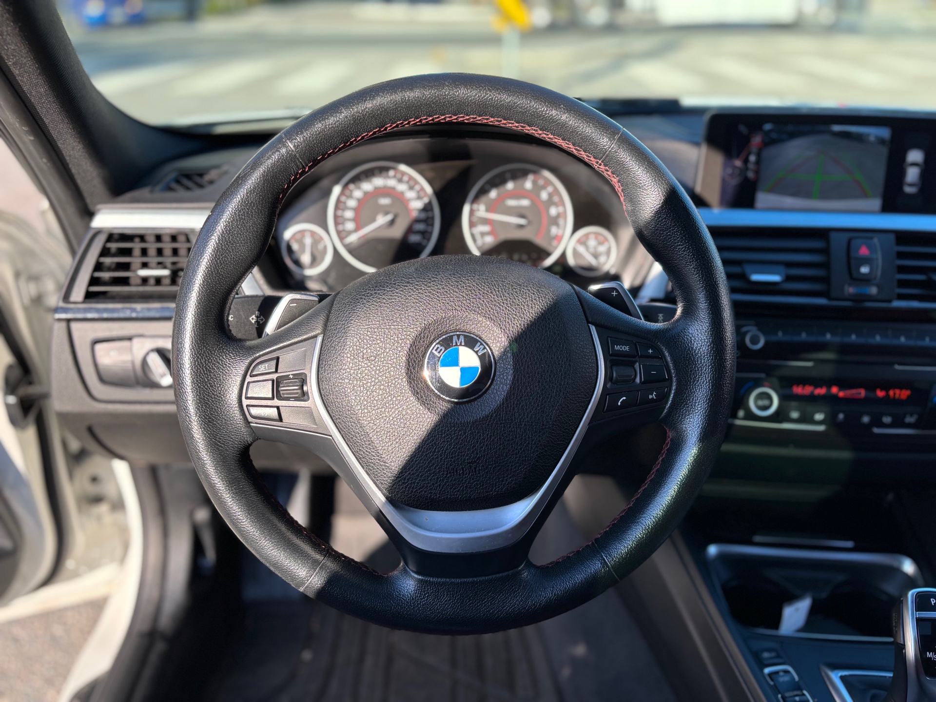 /canwestautoinc/2015-BMW-3Series-20302216178378285.jpg