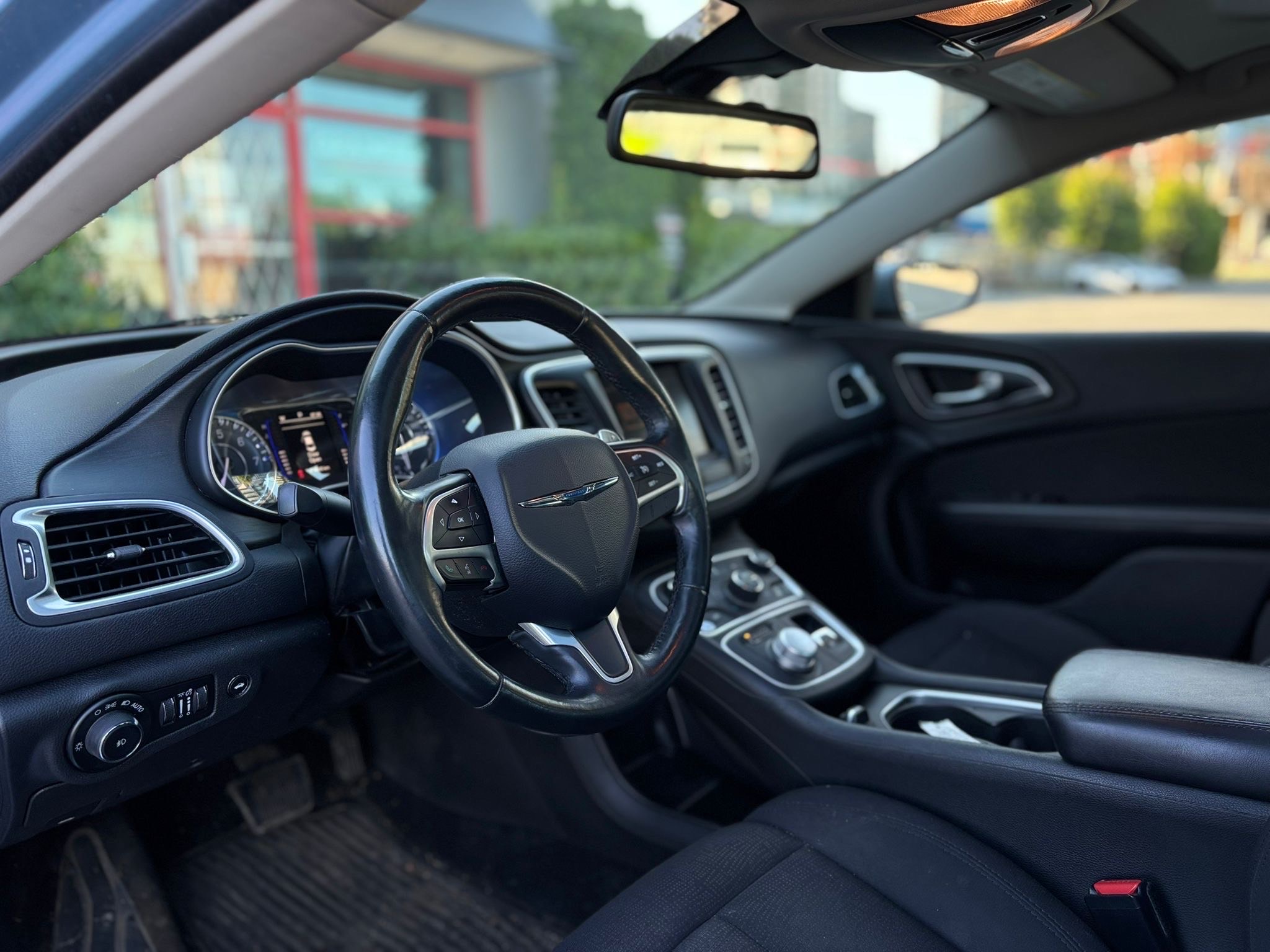 /canwestautoinc/2015-Chrysler-200-241635090685141.jpg