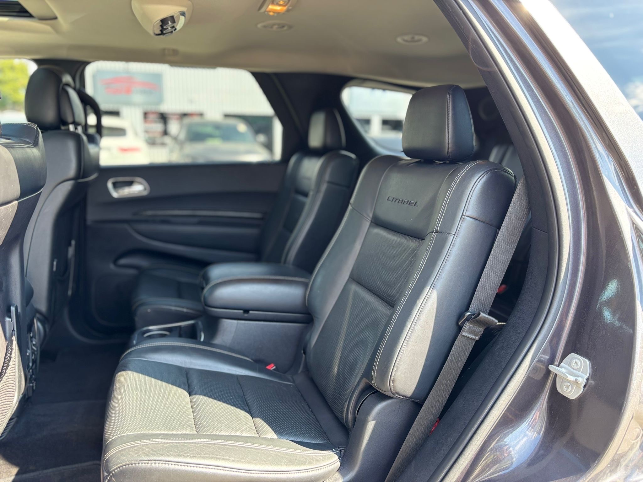 /canwestautoinc/2015-Dodge-Durango-43282619695251356.jpg