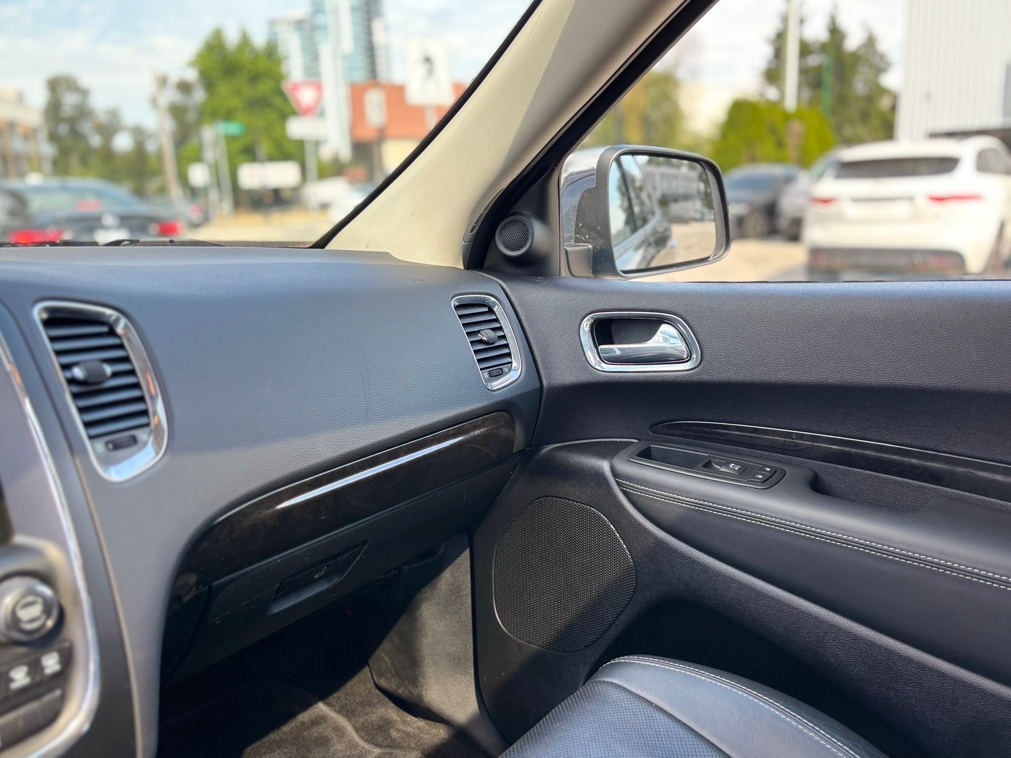 /canwestautoinc/2015-Dodge-Durango-7410608755726795.jpg