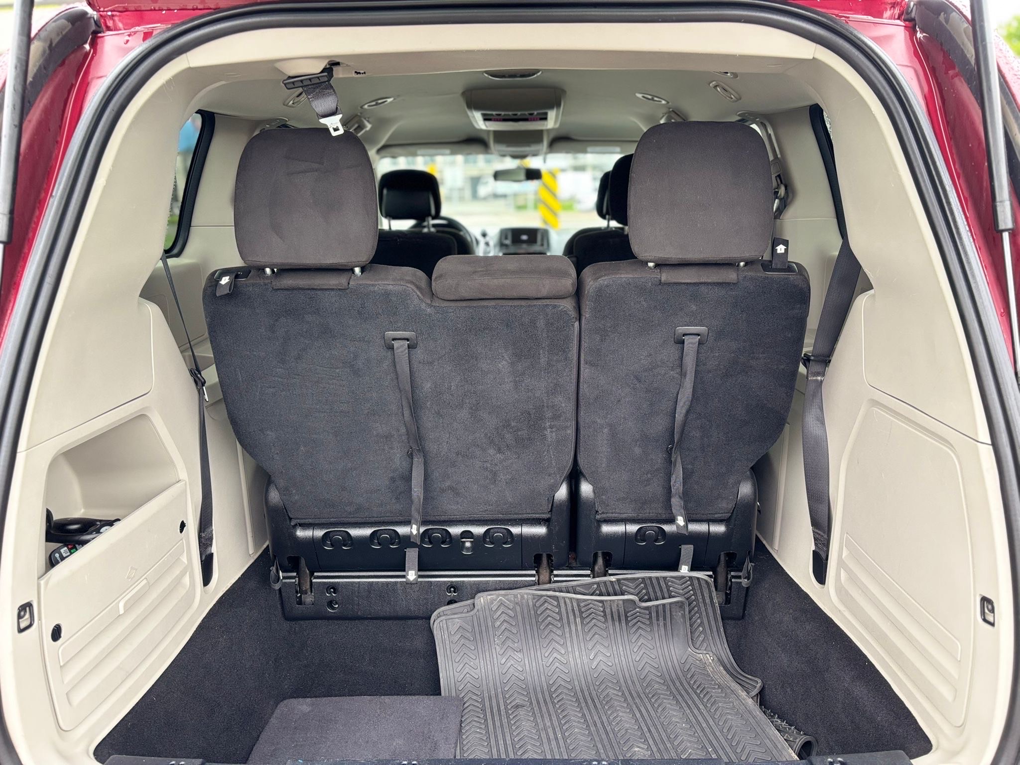 /canwestautoinc/2015-Dodge-GrandCaravan-23191114184412687.jpg