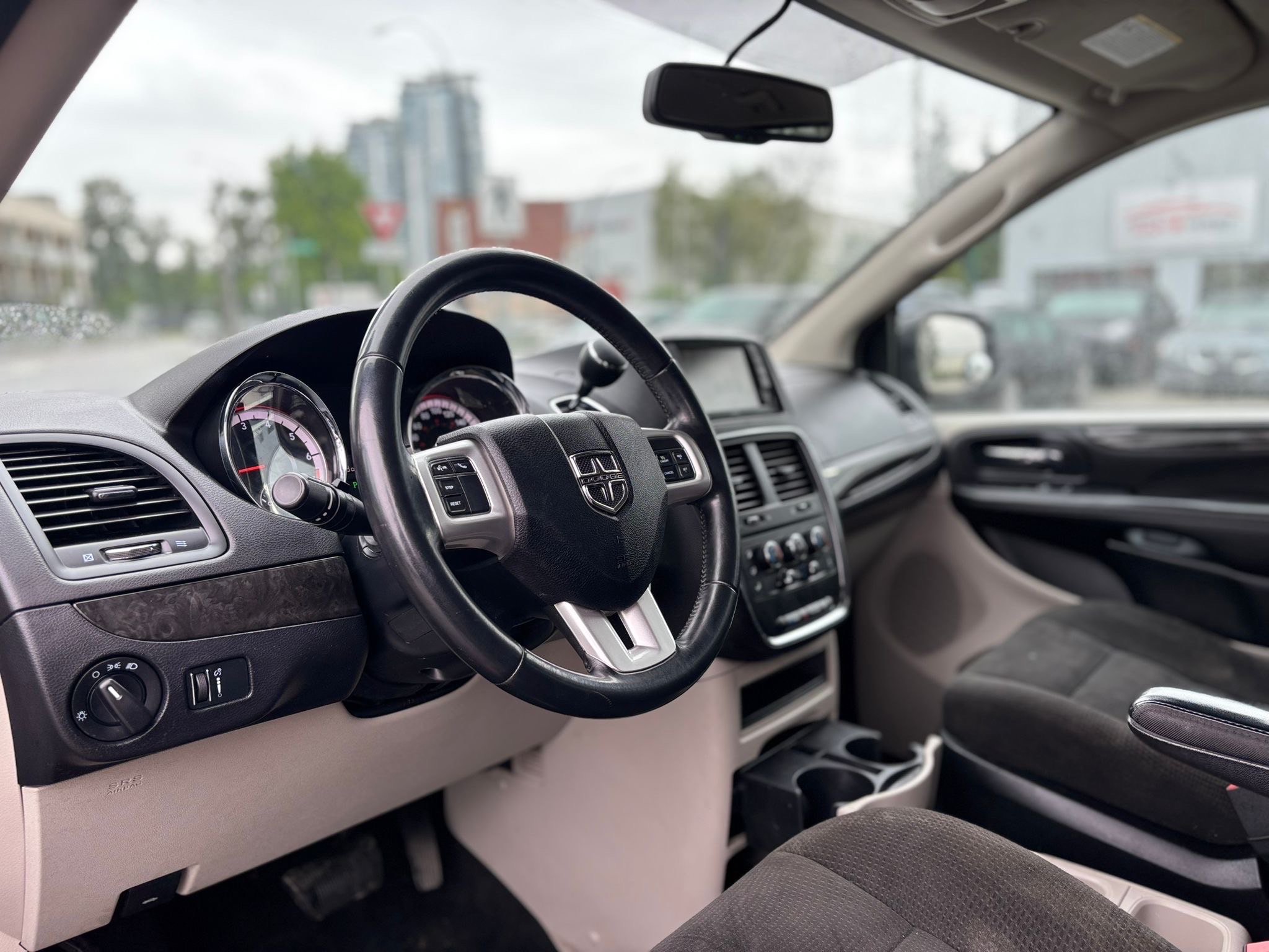 /canwestautoinc/2015-Dodge-GrandCaravan-3083239727557874.jpg