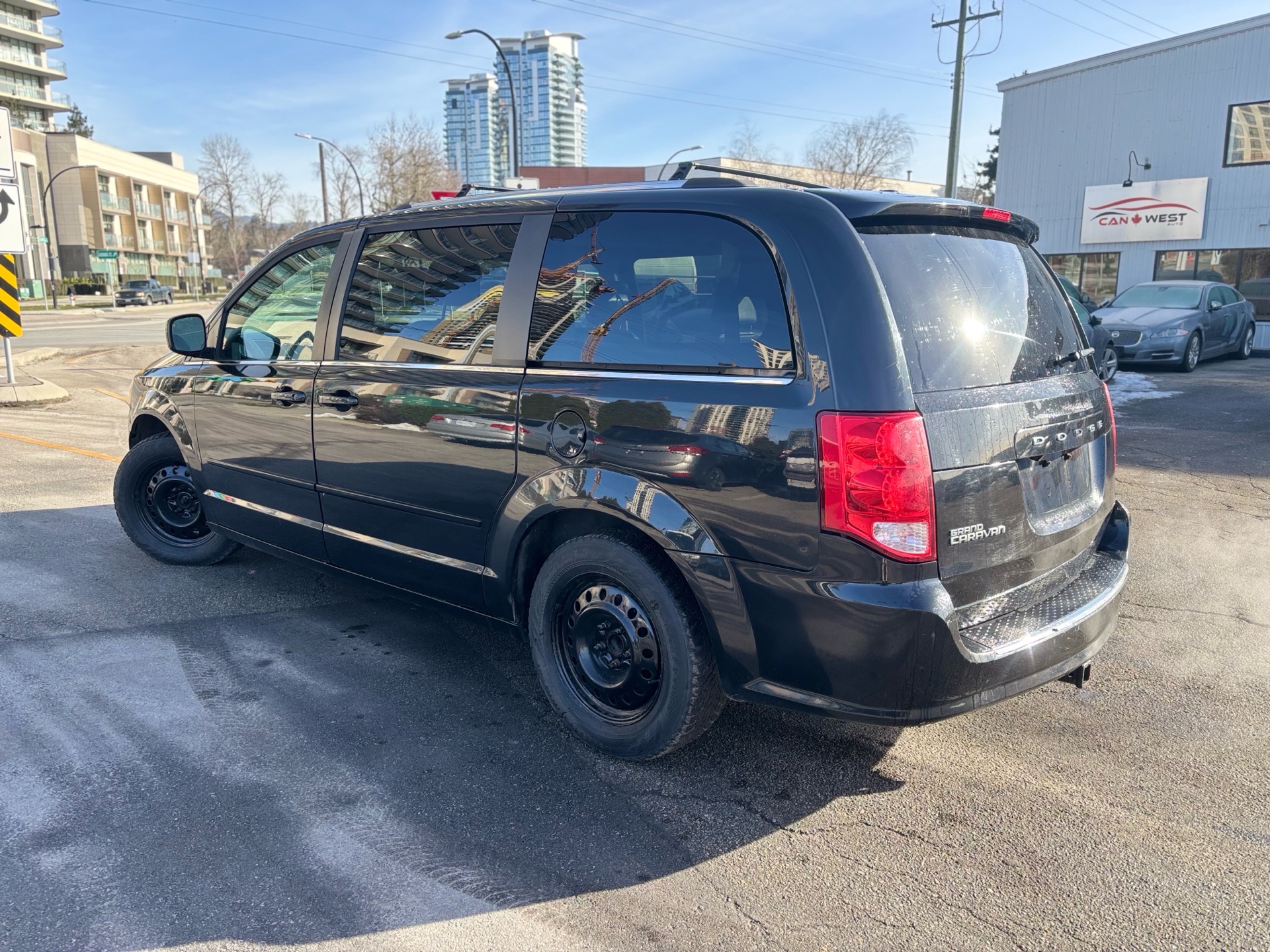 /canwestautoinc/2015-Dodge-GrandCaravan-9447070945514913.jpg