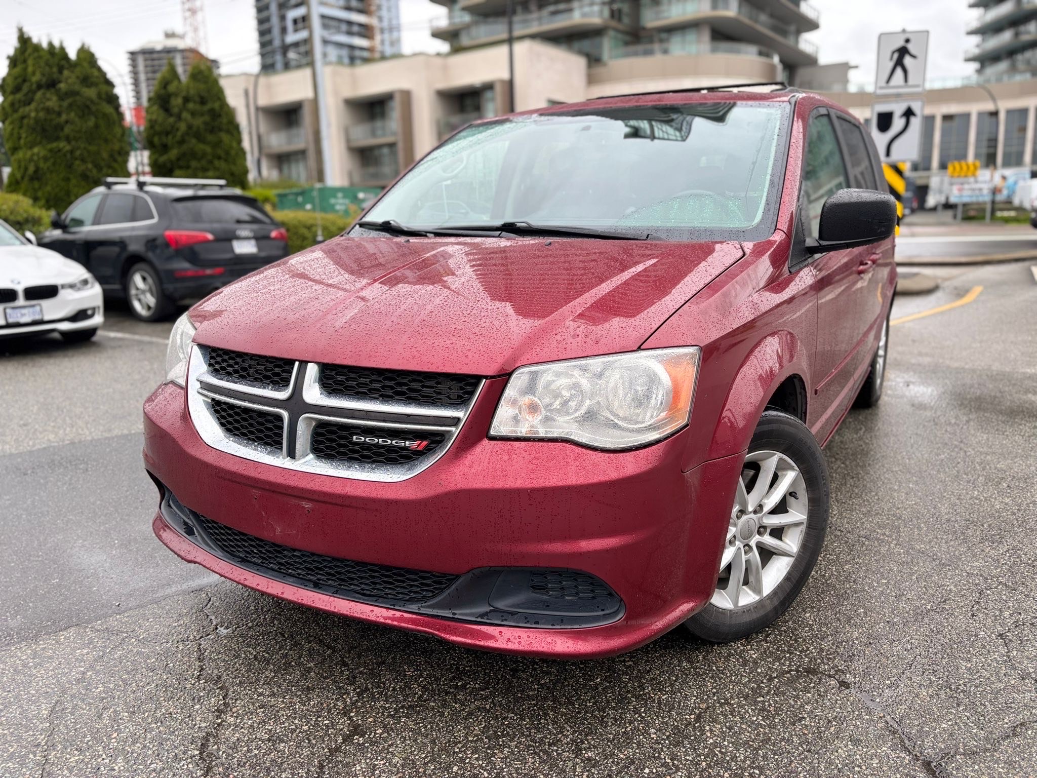 /canwestautoinc/2015-Dodge-GrandCaravan-9826382362741679.jpg