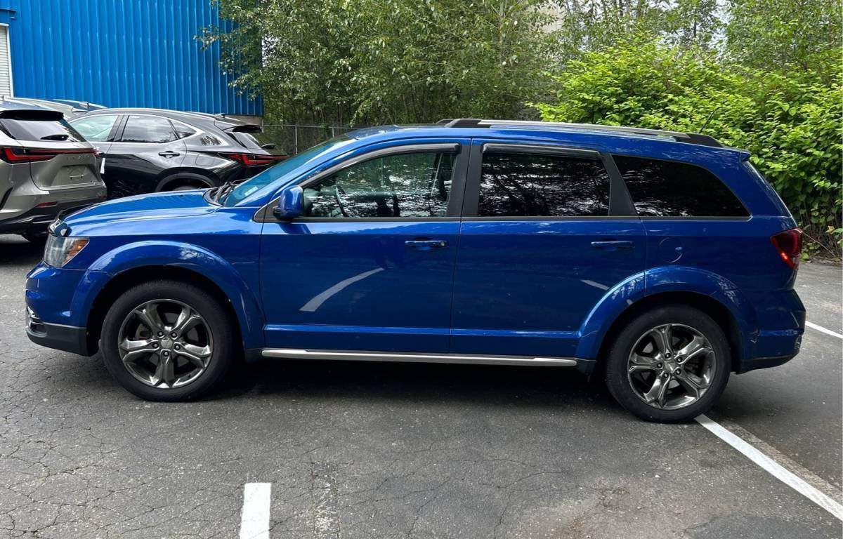 /canwestautoinc/2015-Dodge-Journey-01827277760745516.jpg