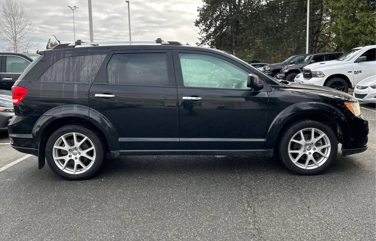 /canwestautoinc/2015-Dodge-Journey-3203937359349156.jpg