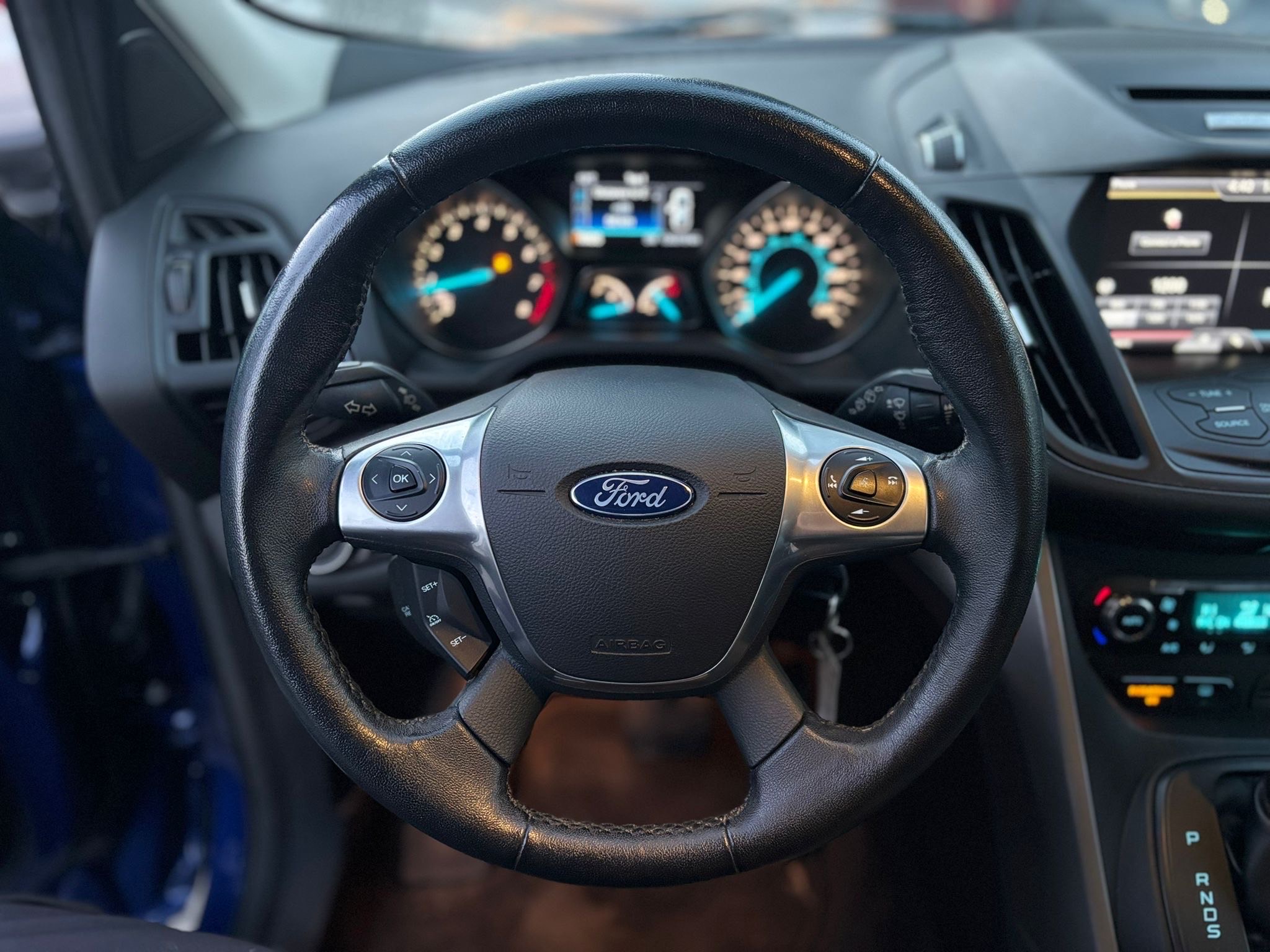 /canwestautoinc/2015-Ford-Escape-15930995765519462.jpg