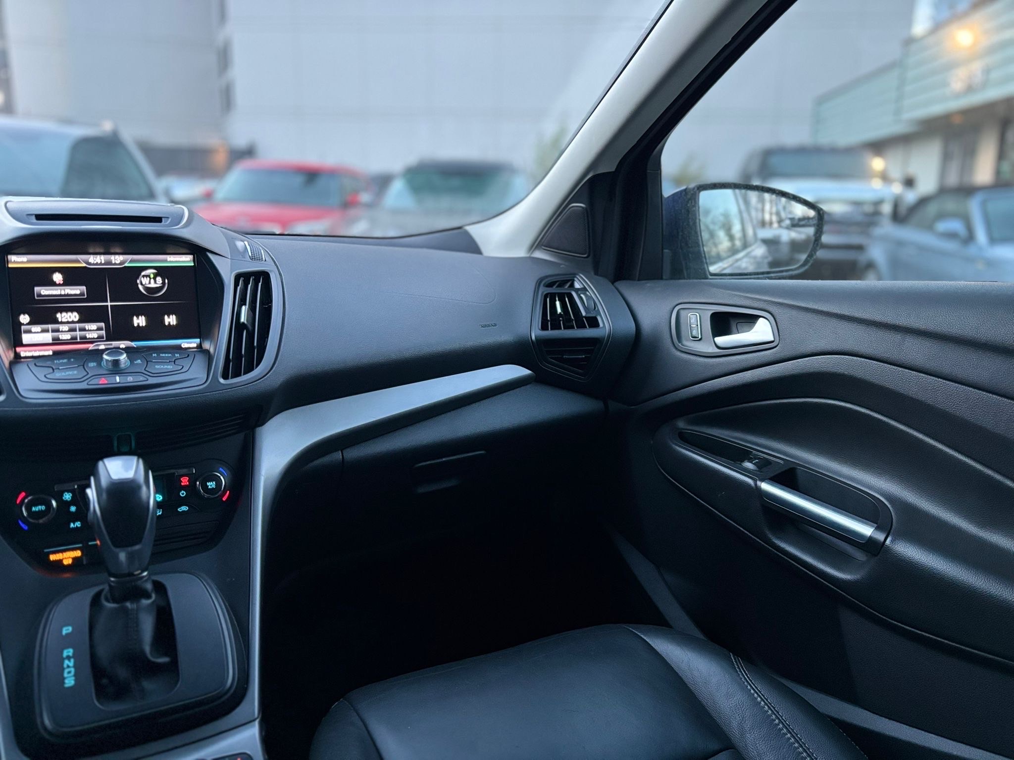 /canwestautoinc/2015-Ford-Escape-2011703526622879.jpg