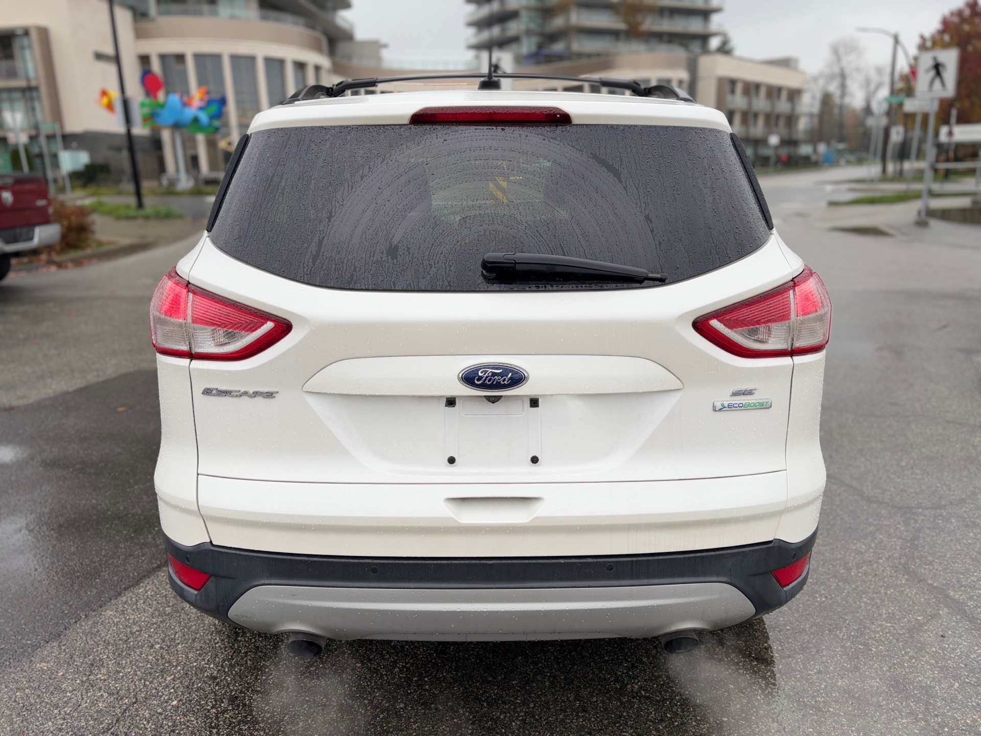 /canwestautoinc/2015-Ford-Escape-23409179772741684.jpg