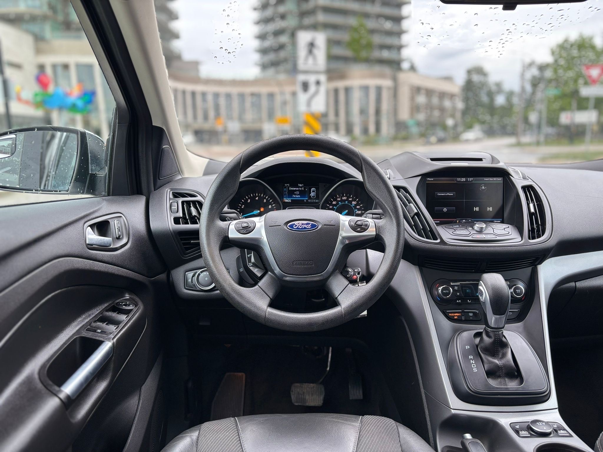 /canwestautoinc/2015-Ford-Escape-25676489007875136.jpg