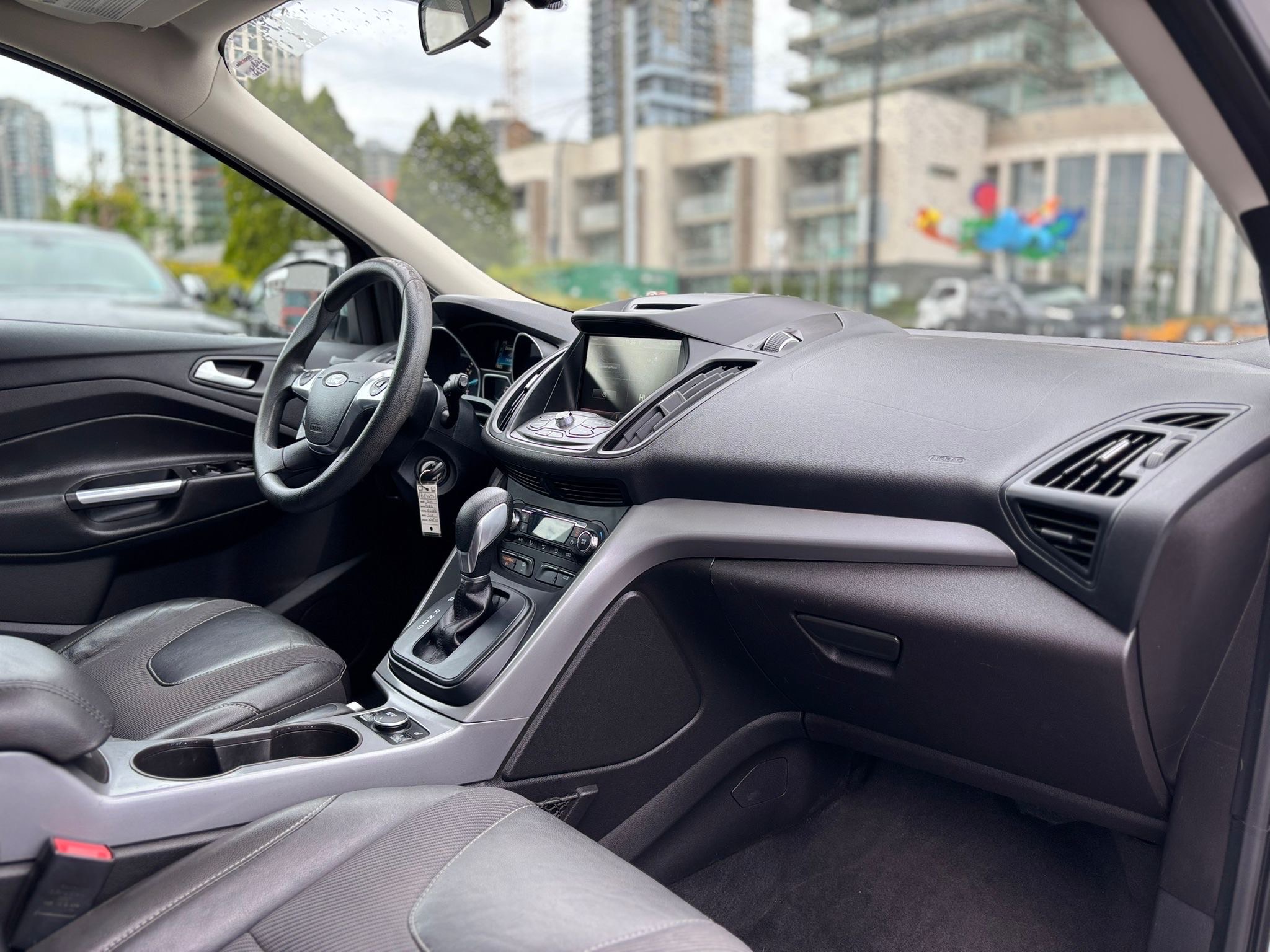 /canwestautoinc/2015-Ford-Escape-4163977049348142.jpg
