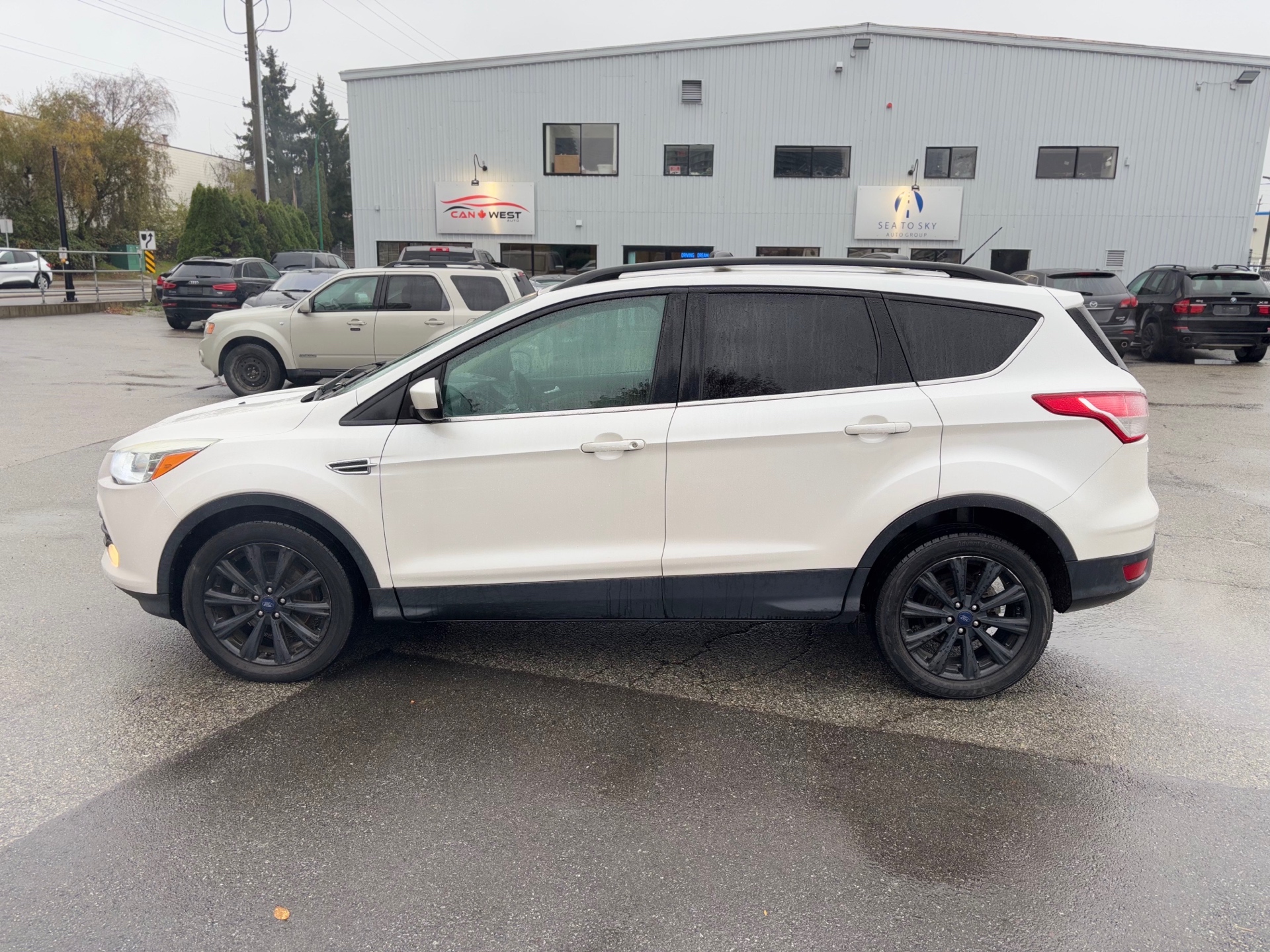 /canwestautoinc/2015-Ford-Escape-4526508407085017.jpg