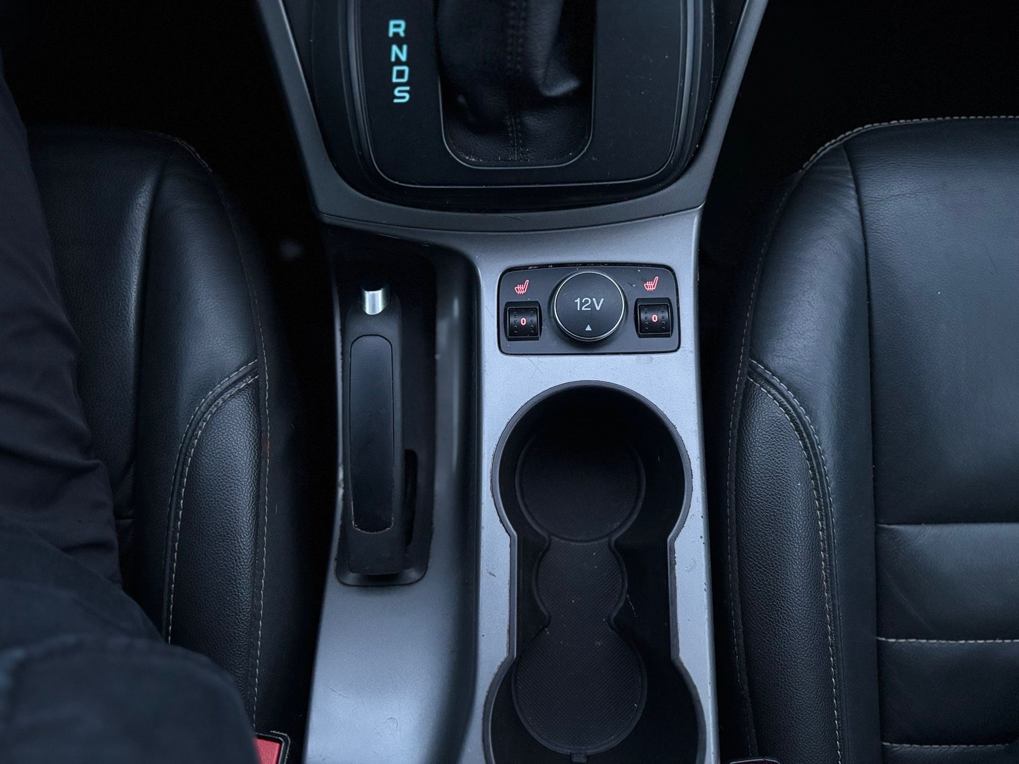 /canwestautoinc/2015-Ford-Escape-5016701096617511.jpg