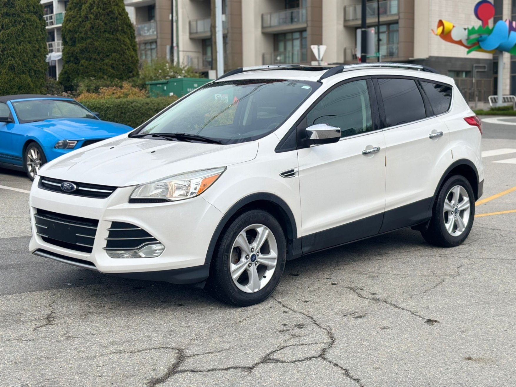 /canwestautoinc/2015-Ford-Escape-5087187128375379.jpg