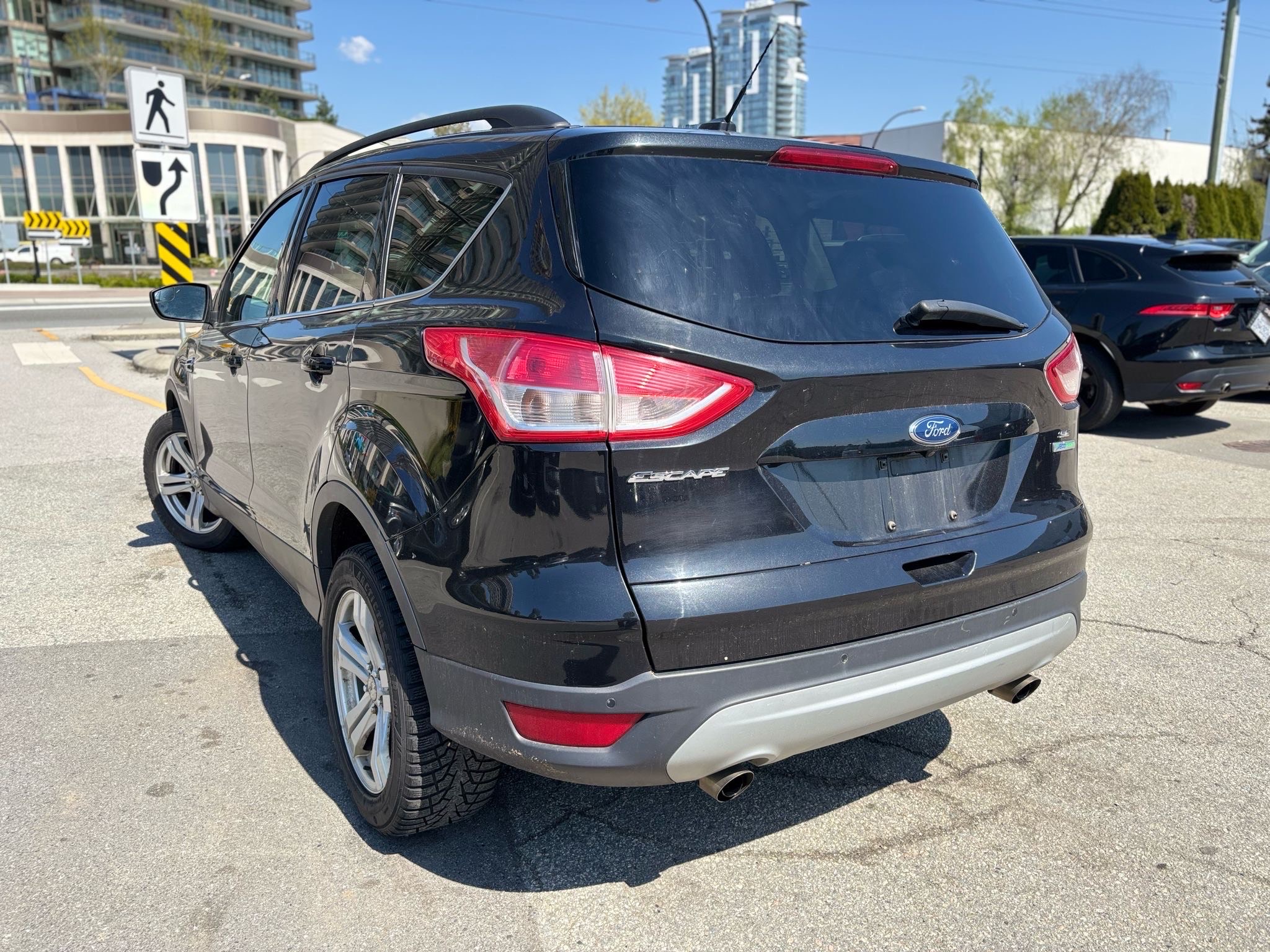 /canwestautoinc/2015-Ford-Escape-5097627036699643.jpg