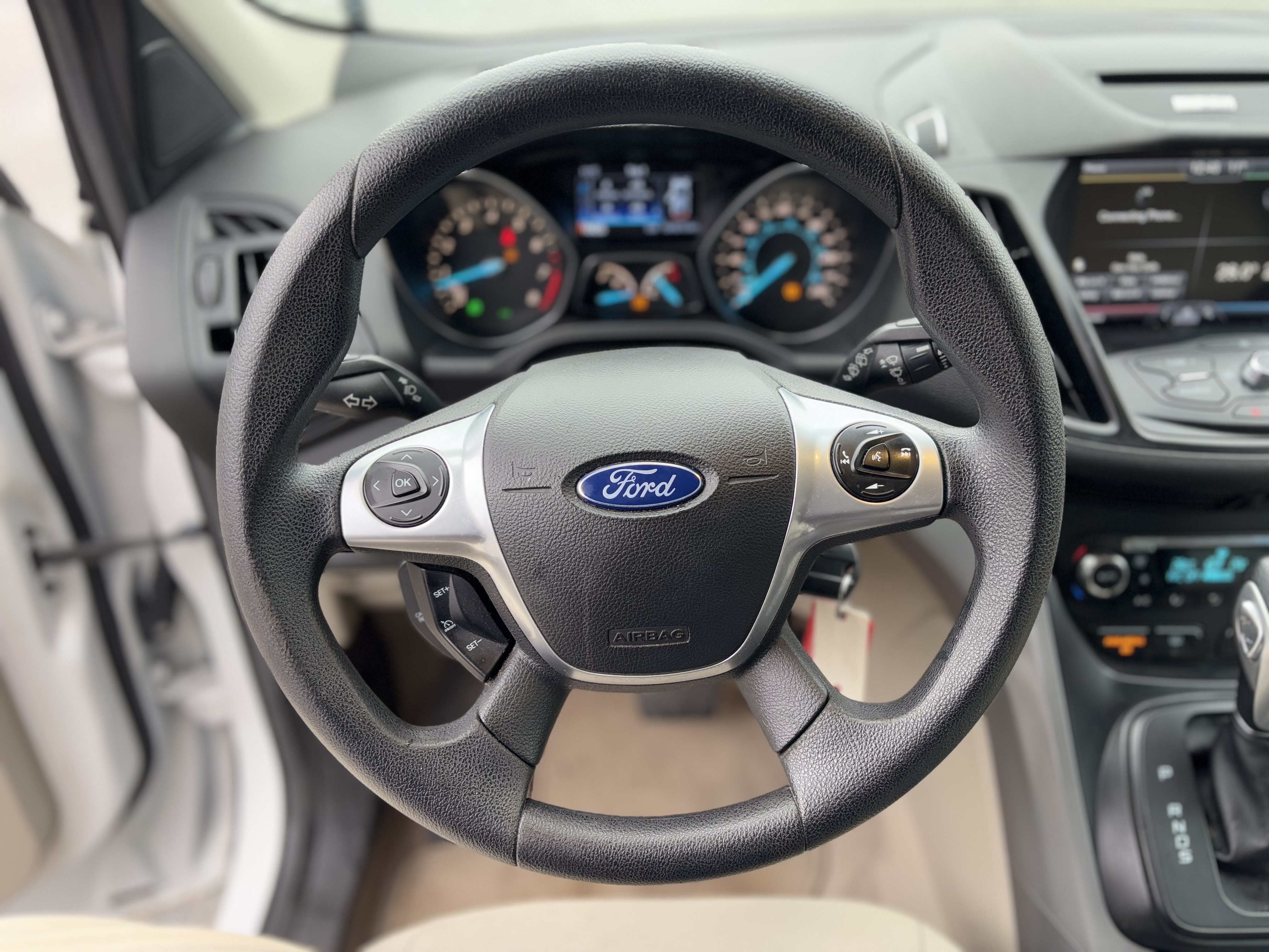 /canwestautoinc/2015-Ford-Escape-5179732330977613.jpg