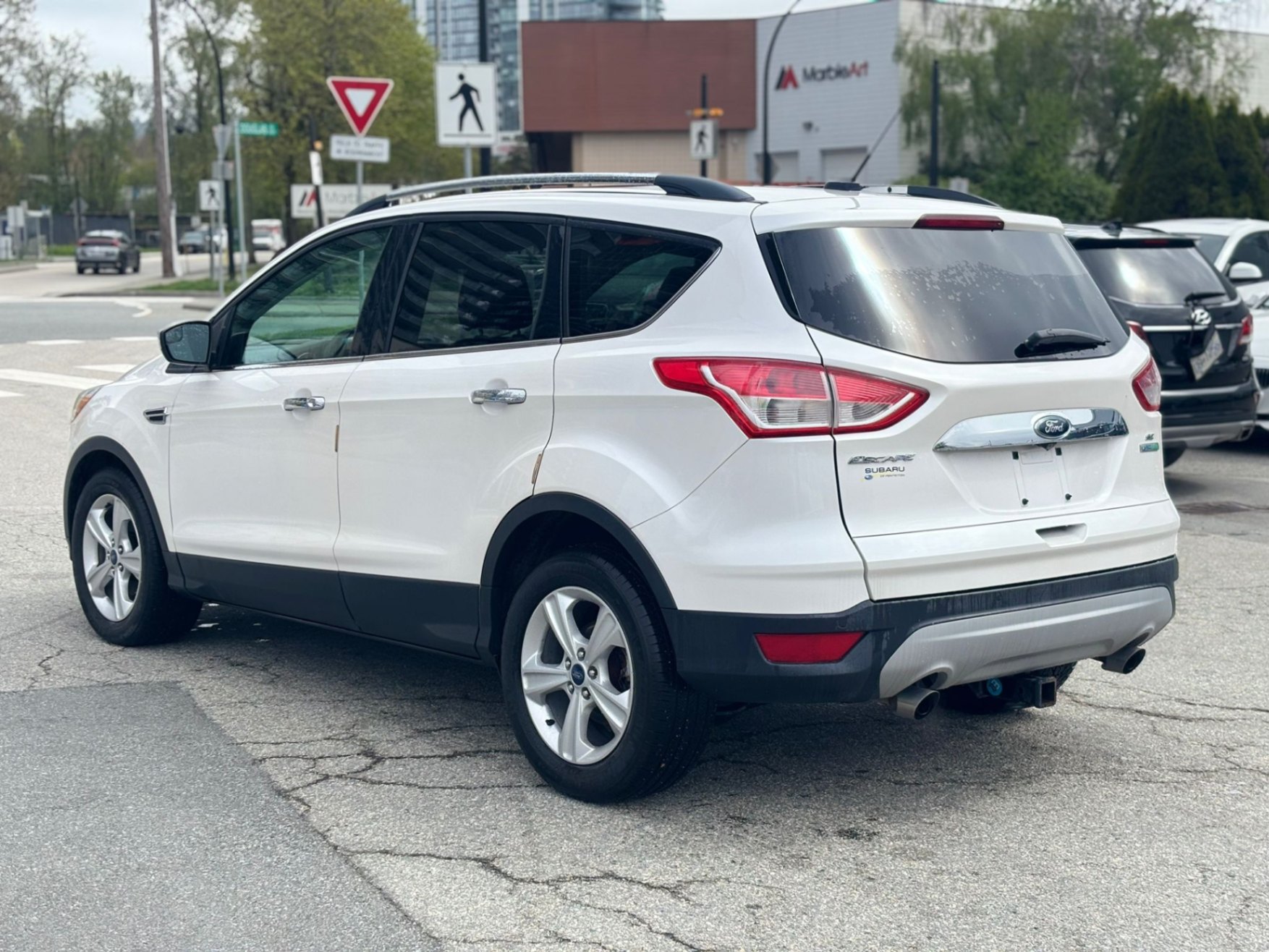/canwestautoinc/2015-Ford-Escape-593487663206751.jpg