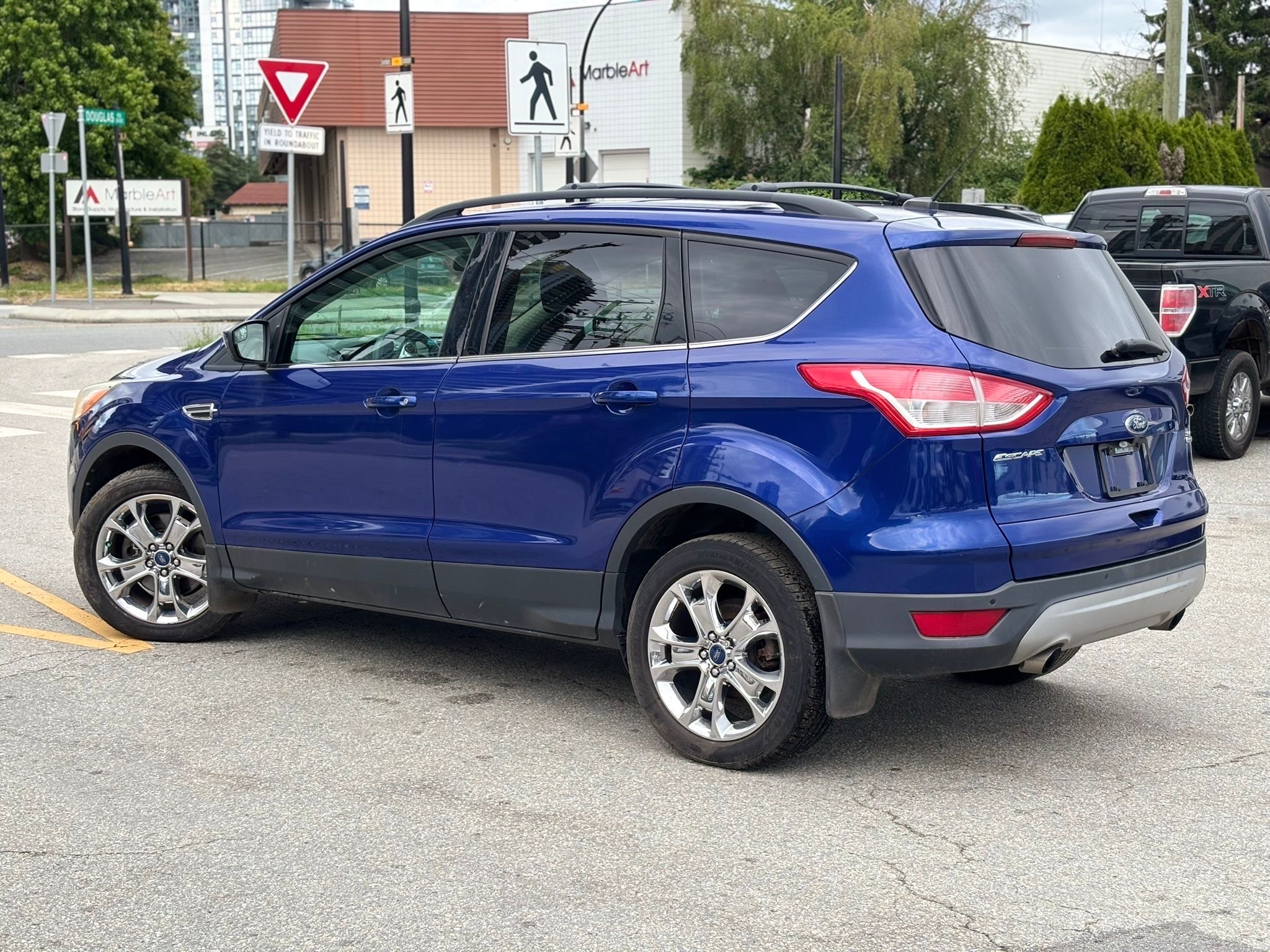 /canwestautoinc/2015-Ford-Escape-6406993250850179.jpg