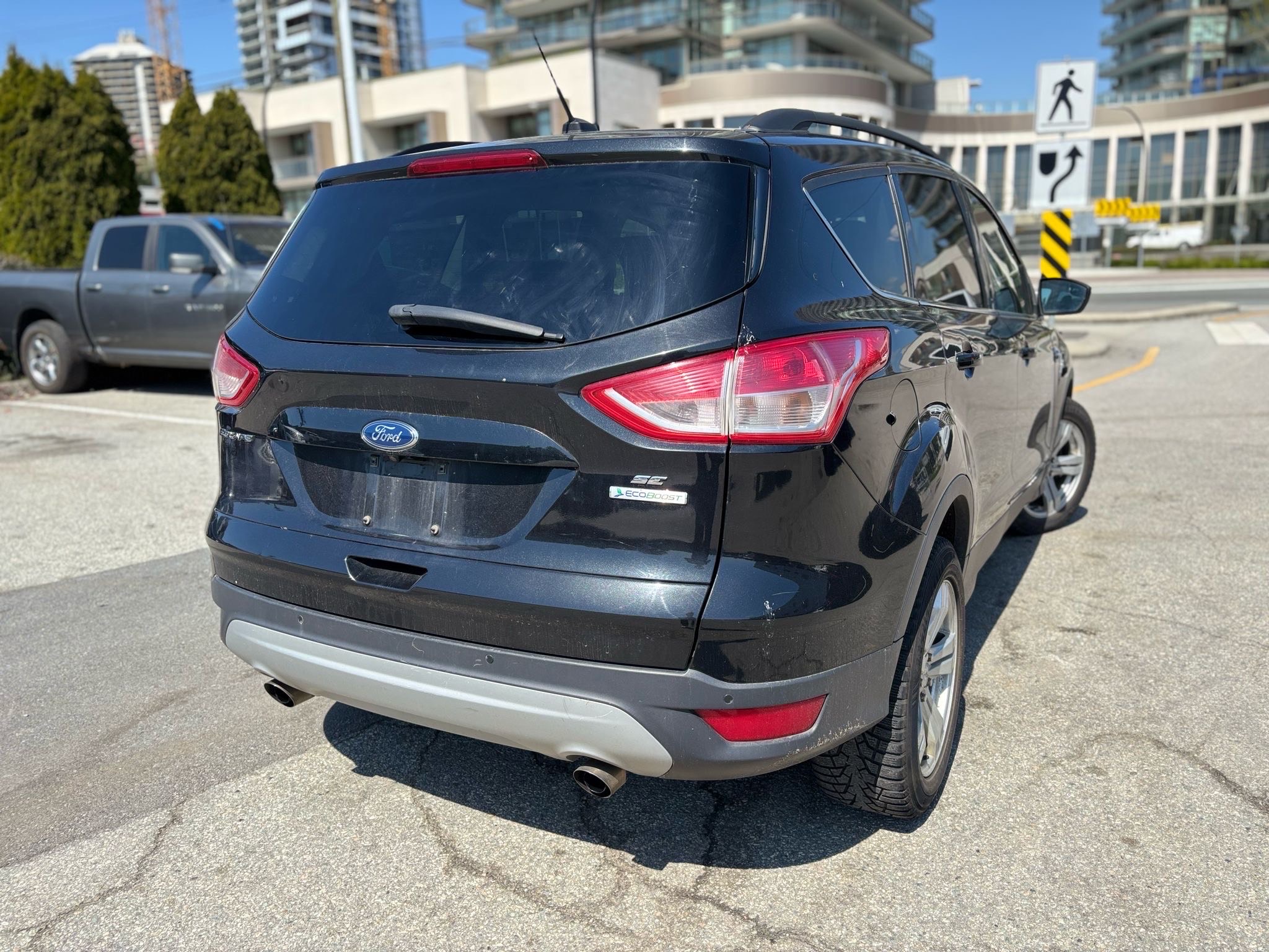 /canwestautoinc/2015-Ford-Escape-6820735590906735.jpg