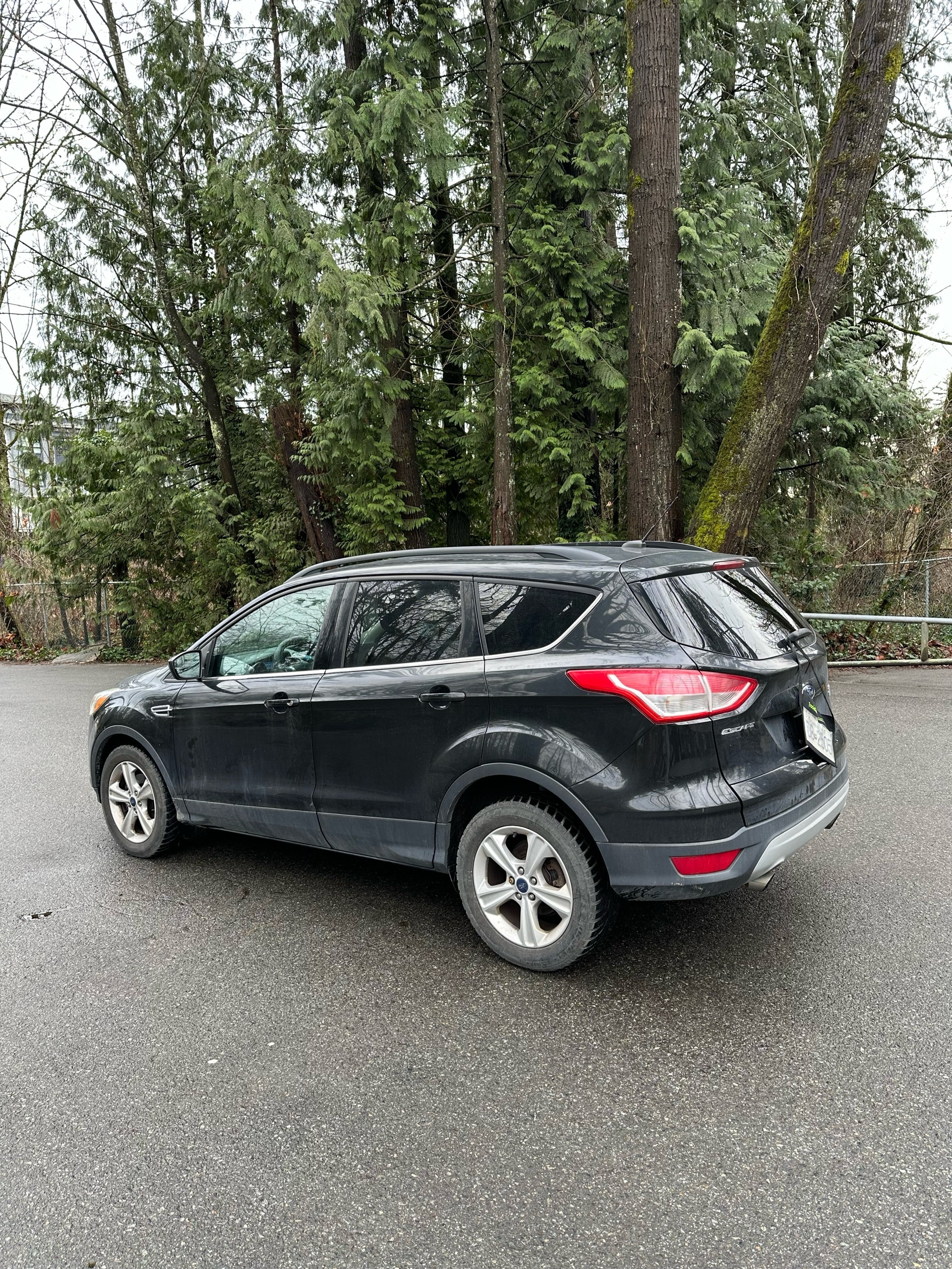 /canwestautoinc/2015-Ford-Escape-7496333018629475.jpg