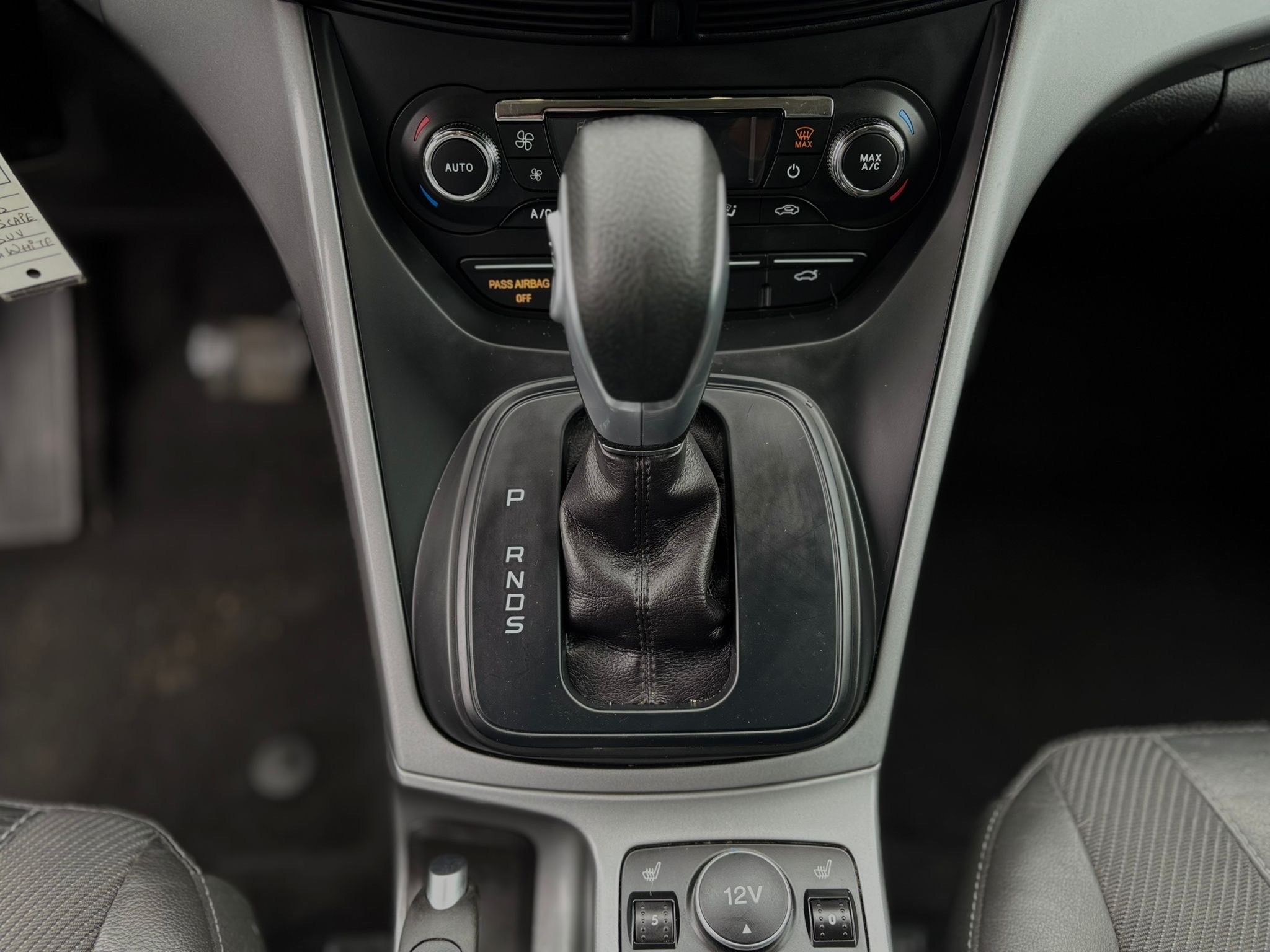 /canwestautoinc/2015-Ford-Escape-8920323535165138.jpg