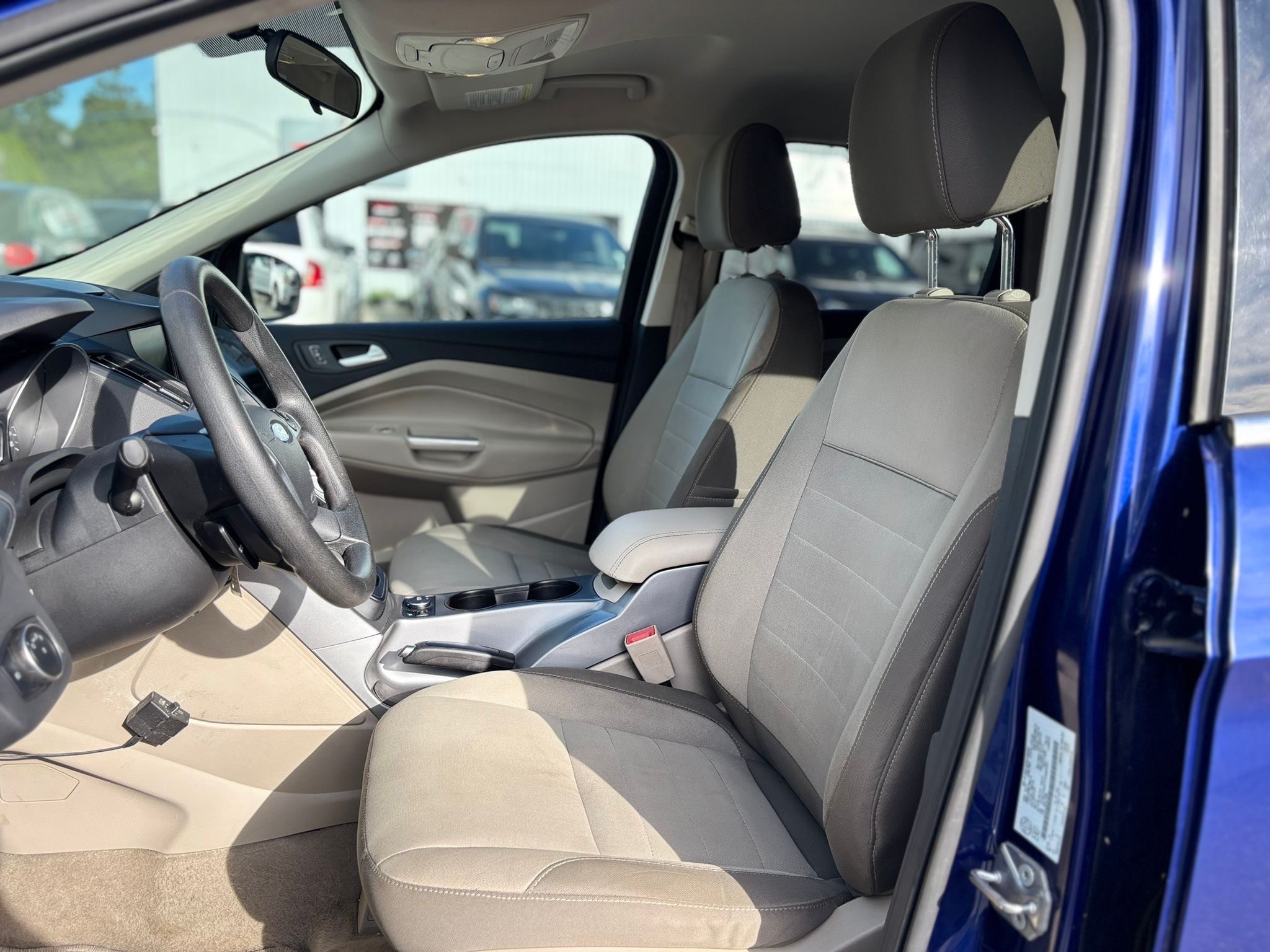/canwestautoinc/2015-Ford-Escape-9354201432553788.jpg