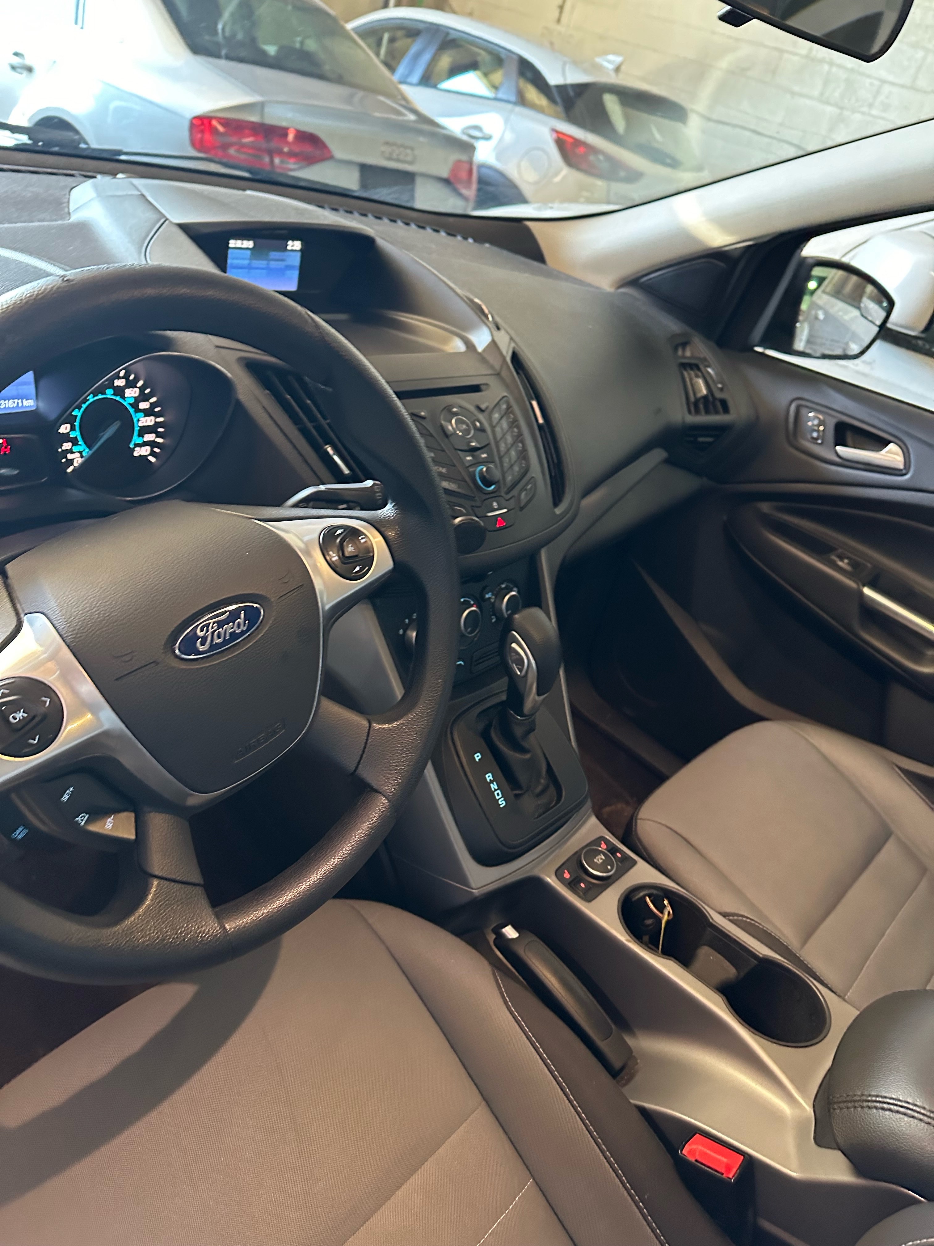 /canwestautoinc/2015-Ford-Escape-994033963491233.jpg