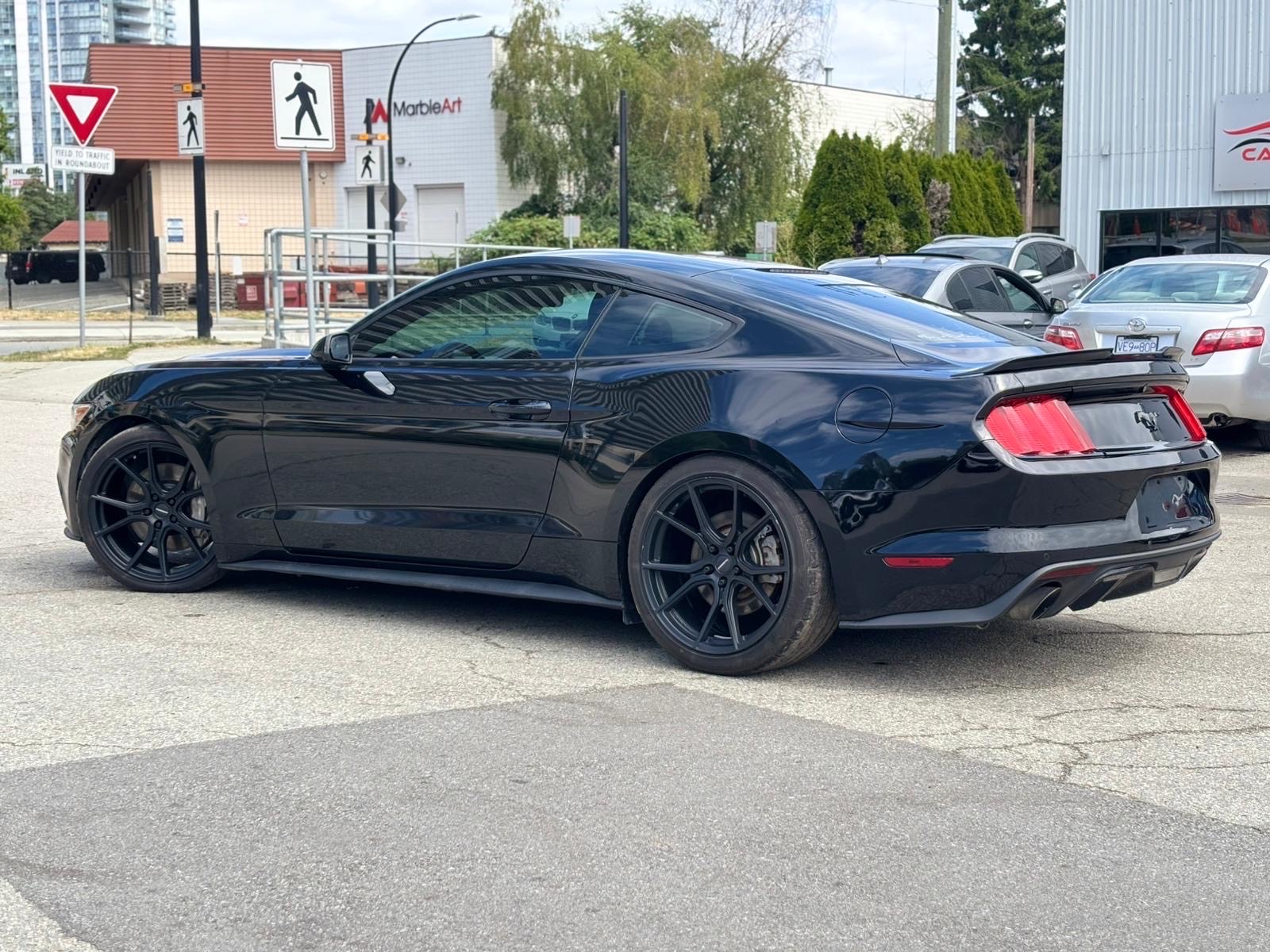 /canwestautoinc/2015-Ford-Mustang-06834737143060088.jpg